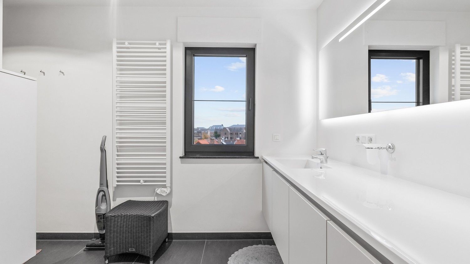 Instapklare duplex penthouse met 2 slaapkamers, drie terrassen, lift en 2 parkeerplaatsen foto 11