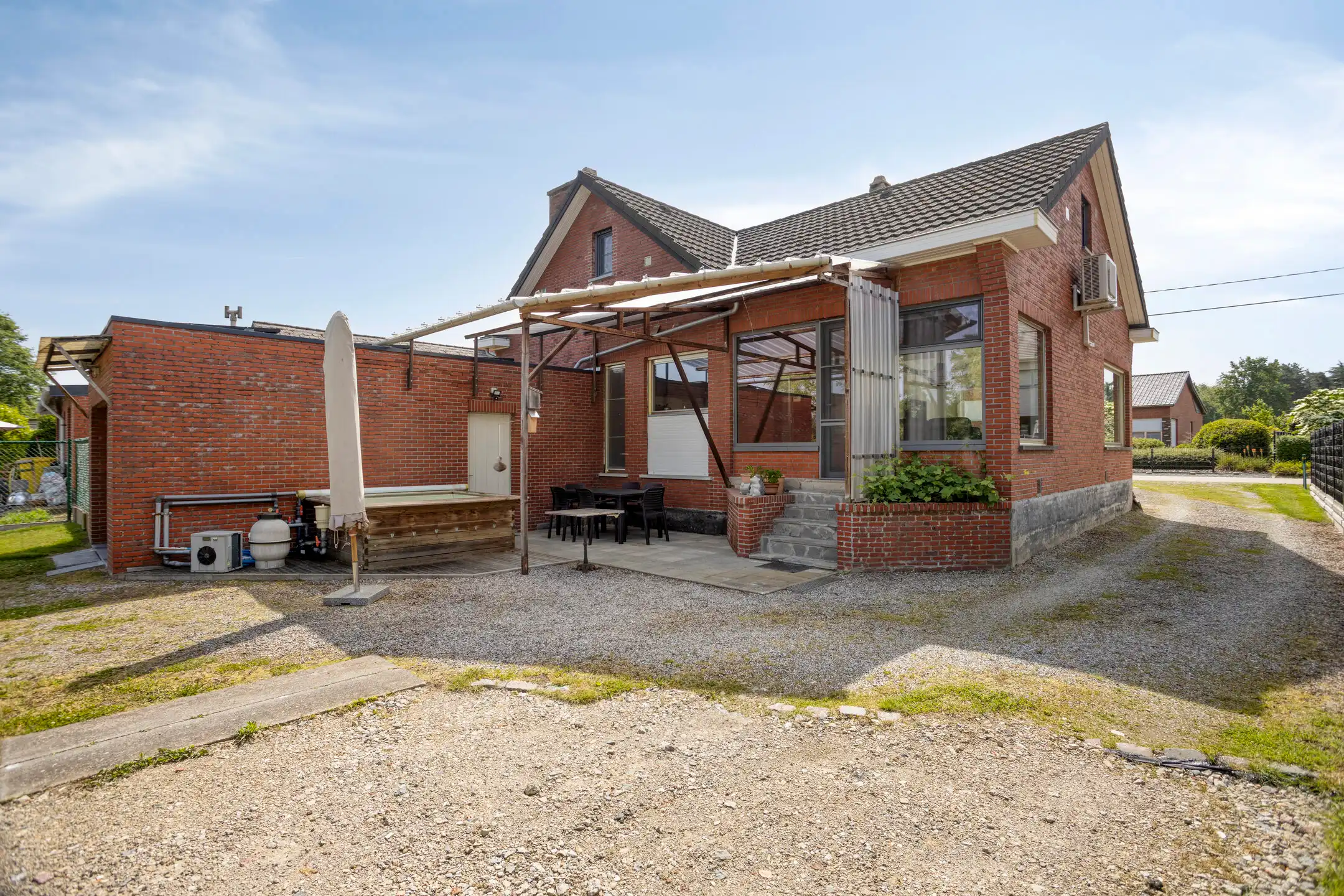 Lichtrijke vrijstaande woning op ruim perceel foto 21