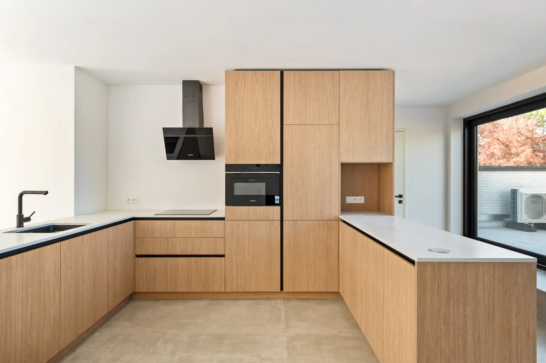 Nieuwbouw duplex van ca. 173 m² met lift ín het appartement foto 4