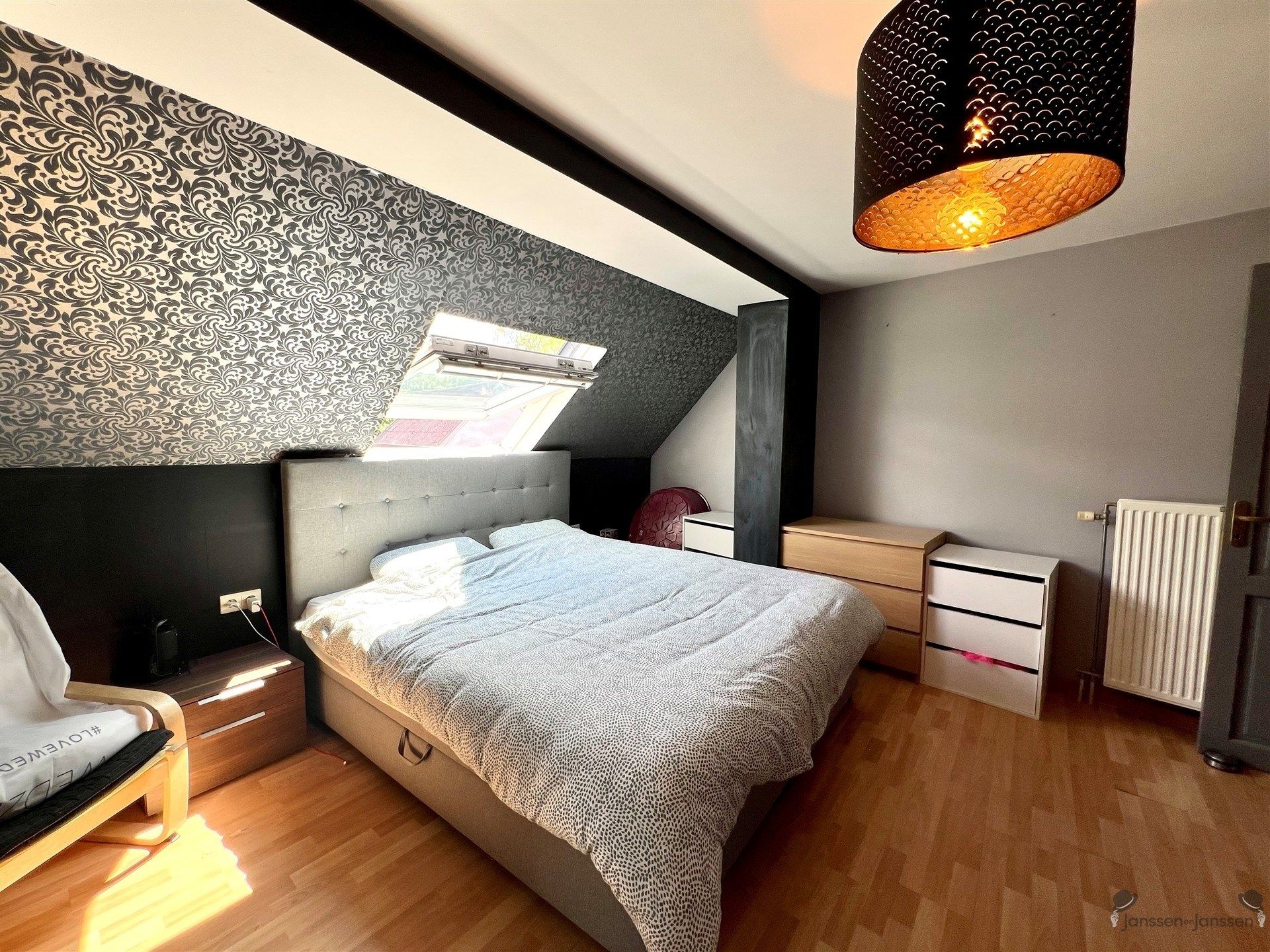 Gezellige woning met 4 slpk en tuin foto 9