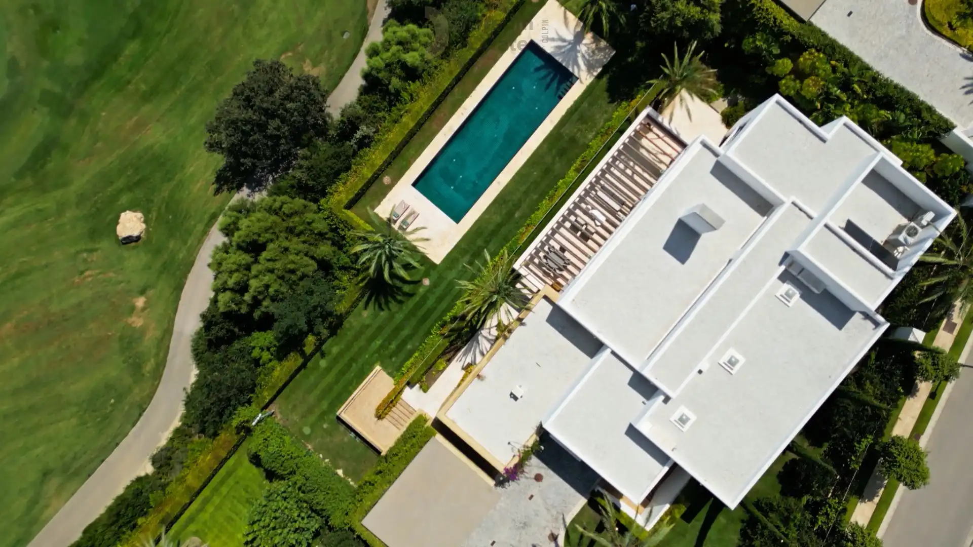 Exclusieve villa met golfzichten te Finca Cortesin resort. foto {{pictureIndex}}