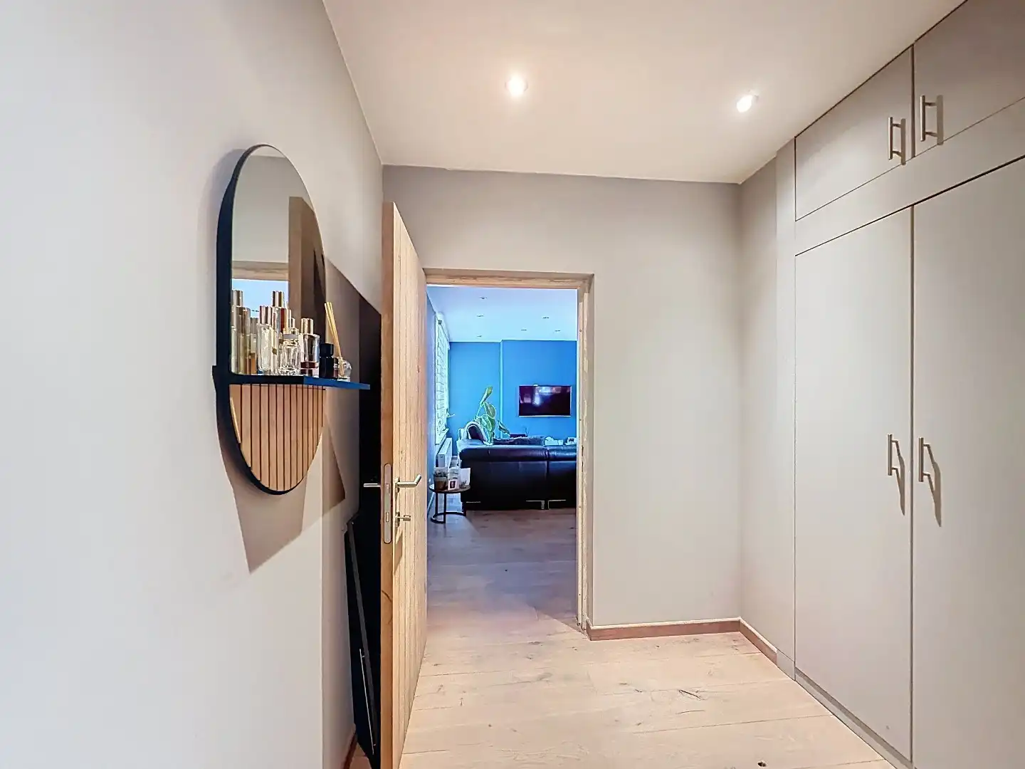 Stijlvol gerenoveerd appartement met terras in centrum Tienen foto 2