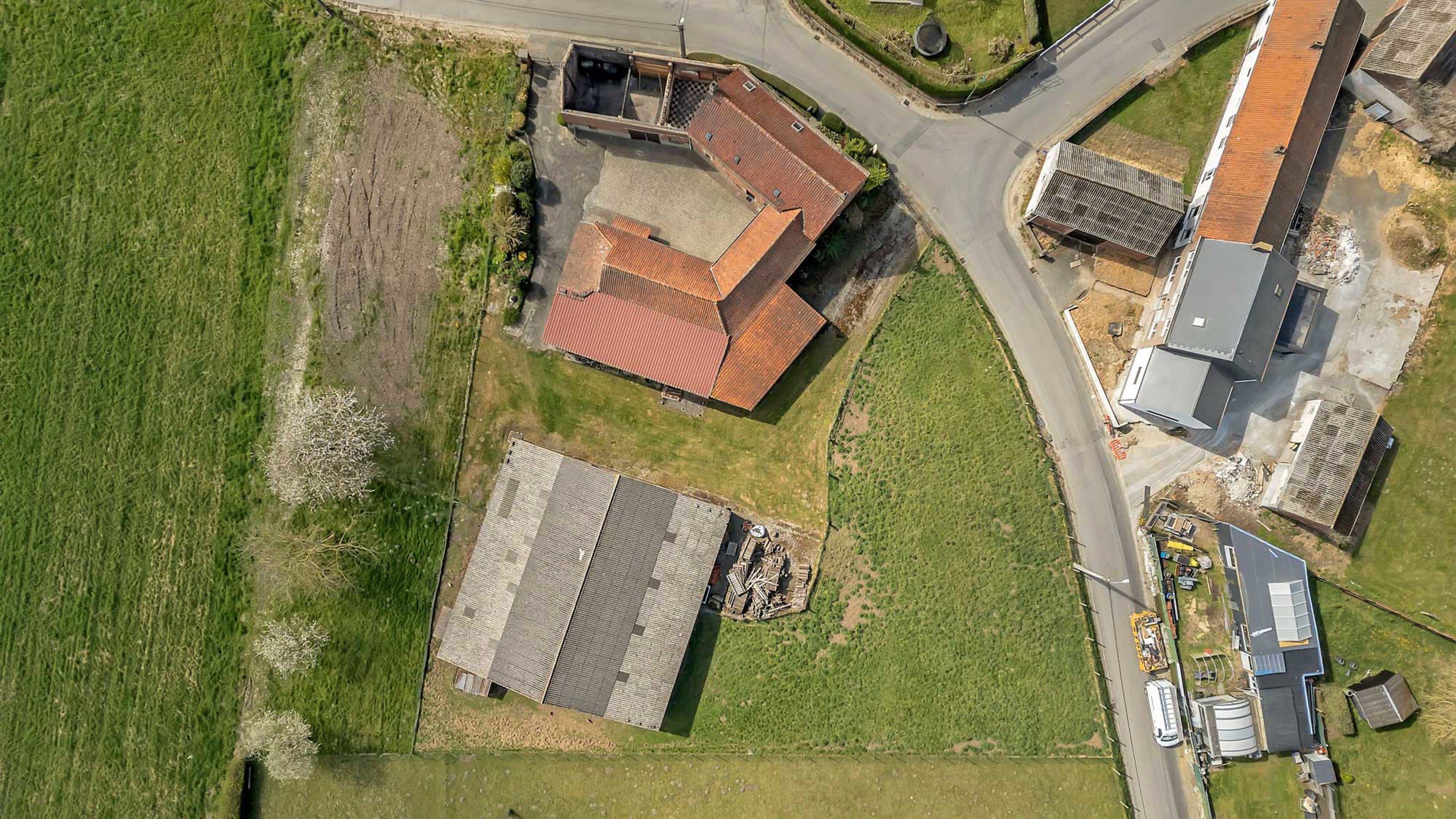 Uitzonderlijke hoeve op perceel van meer dan 30 are foto 9
