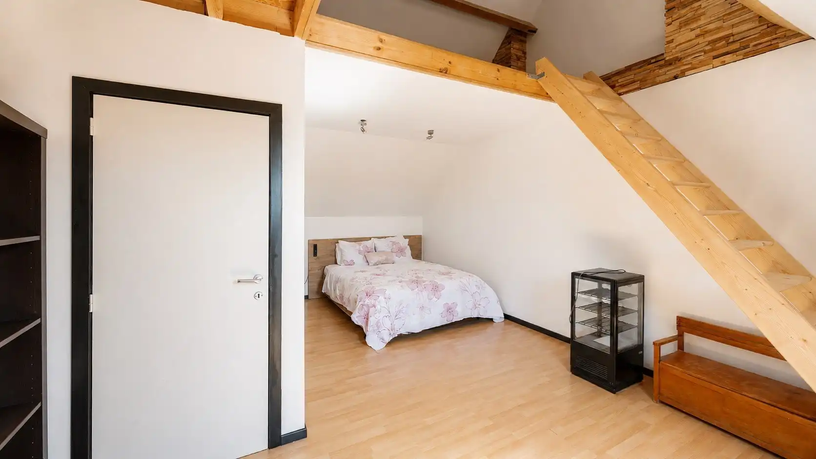 Mooi gelegen woning met garage te Ramskapelle foto 17