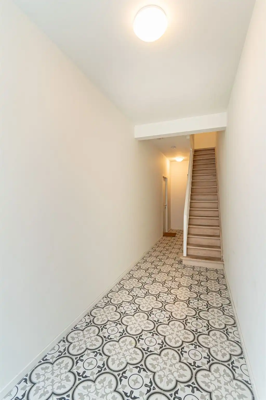 Gerenoveerd appartement met gezellig terras  foto 15