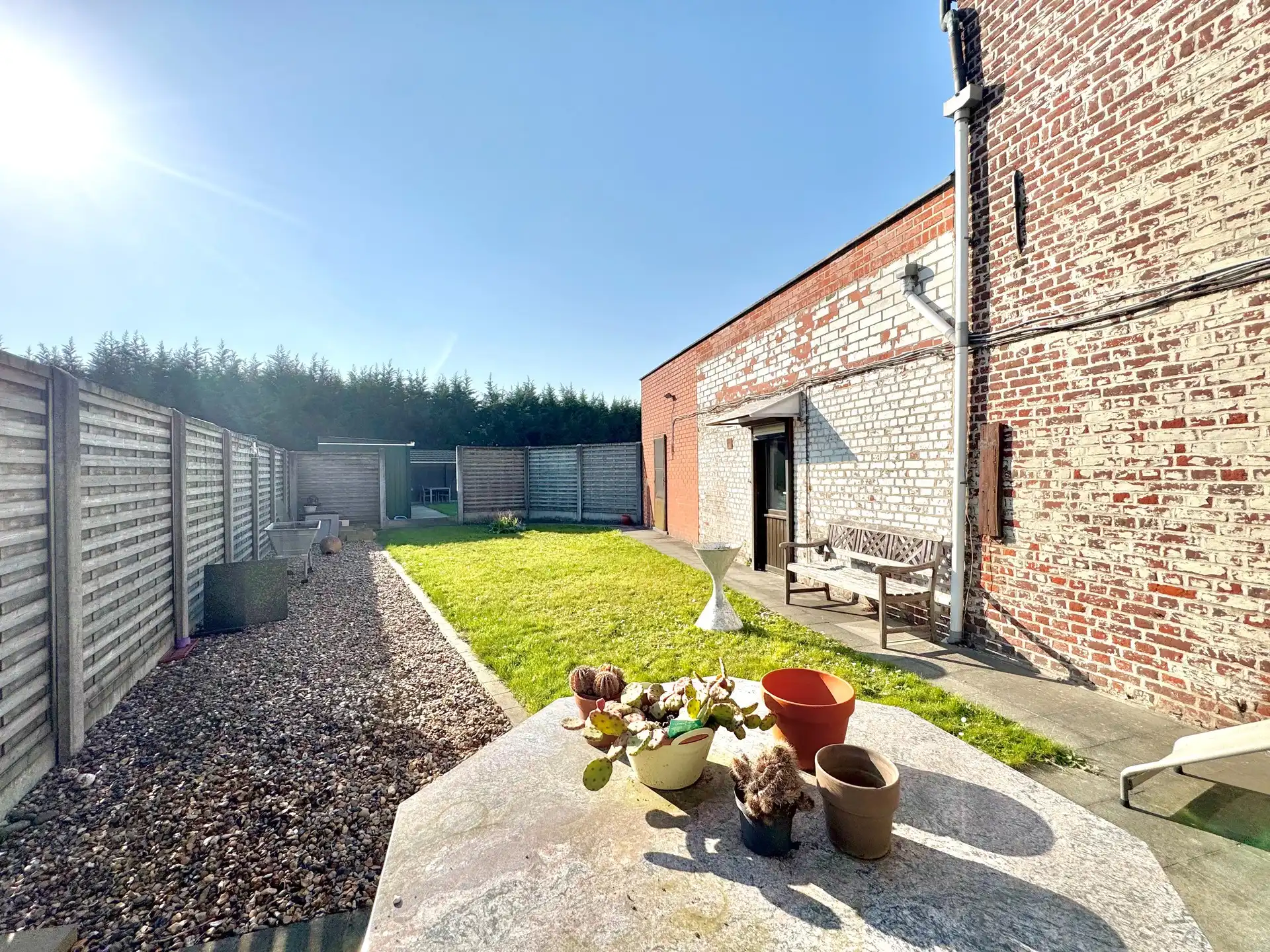 2 WONINGEN | TUIN | 5 SLAAPKAMERS | GARAGES | 1.121 M² foto 16