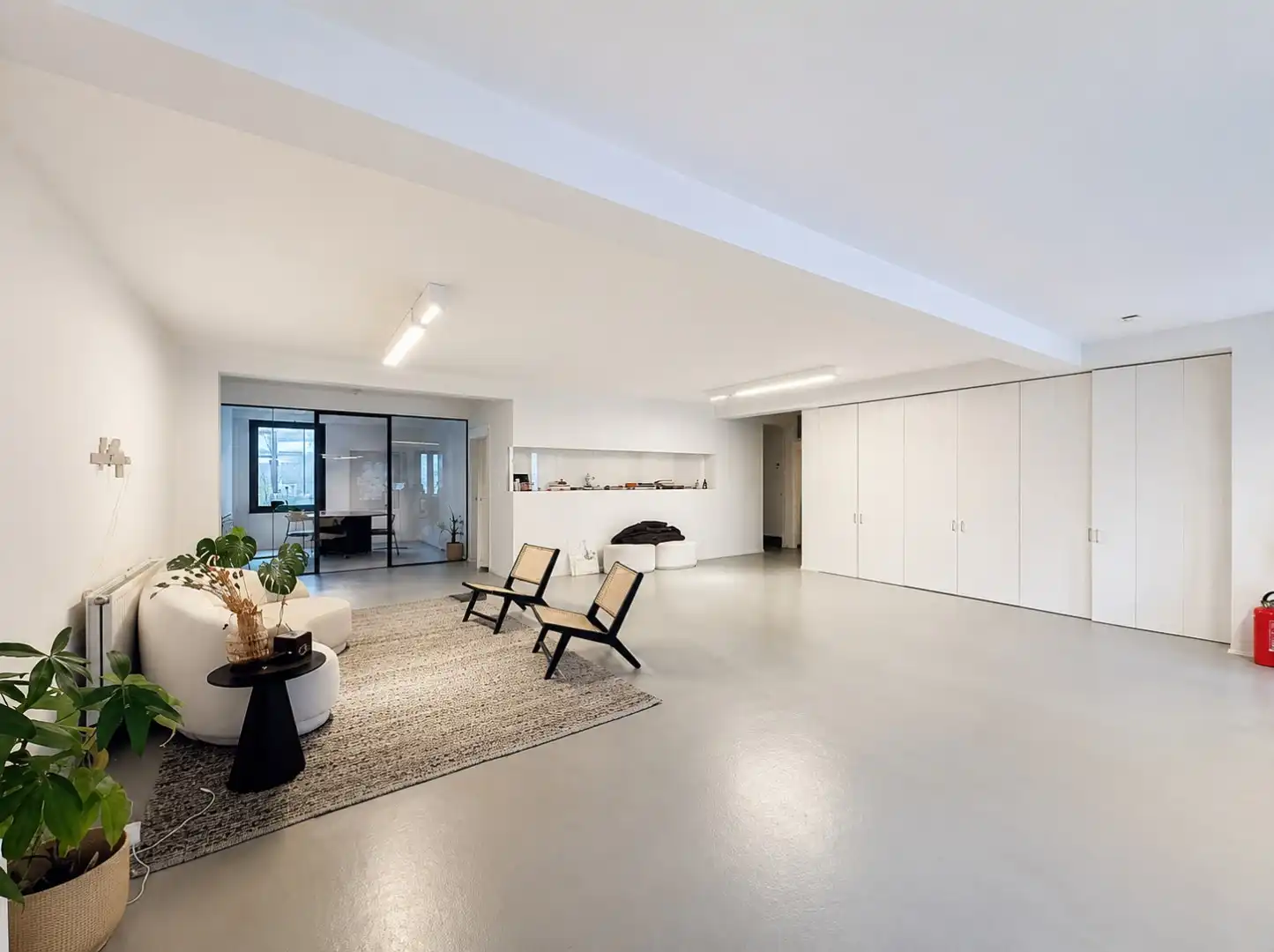 Nassaustraat 40 - Instapklaar Loftkantoor in Gegeerde Buurt  foto 2