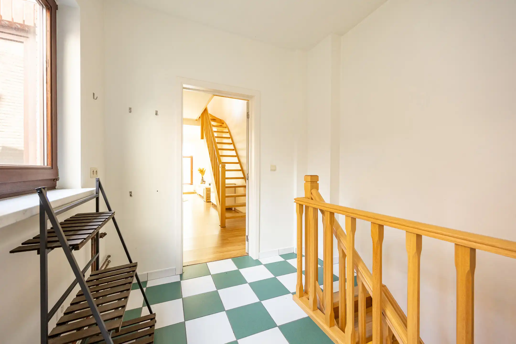 Handelsruimte met instapklaar duplex app nabij Grote Markt. foto 11