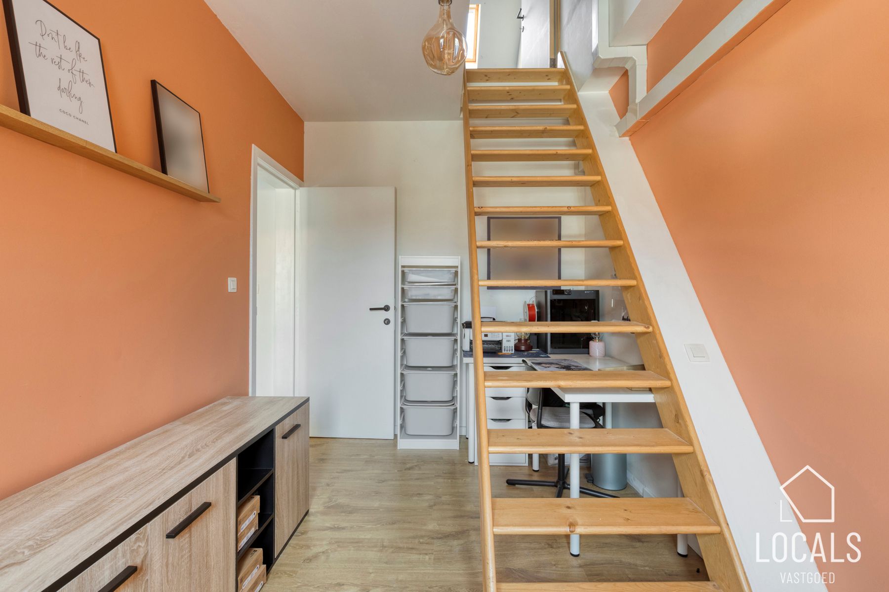 Comfortabele vernieuwde woning op centrale locatie  foto 18