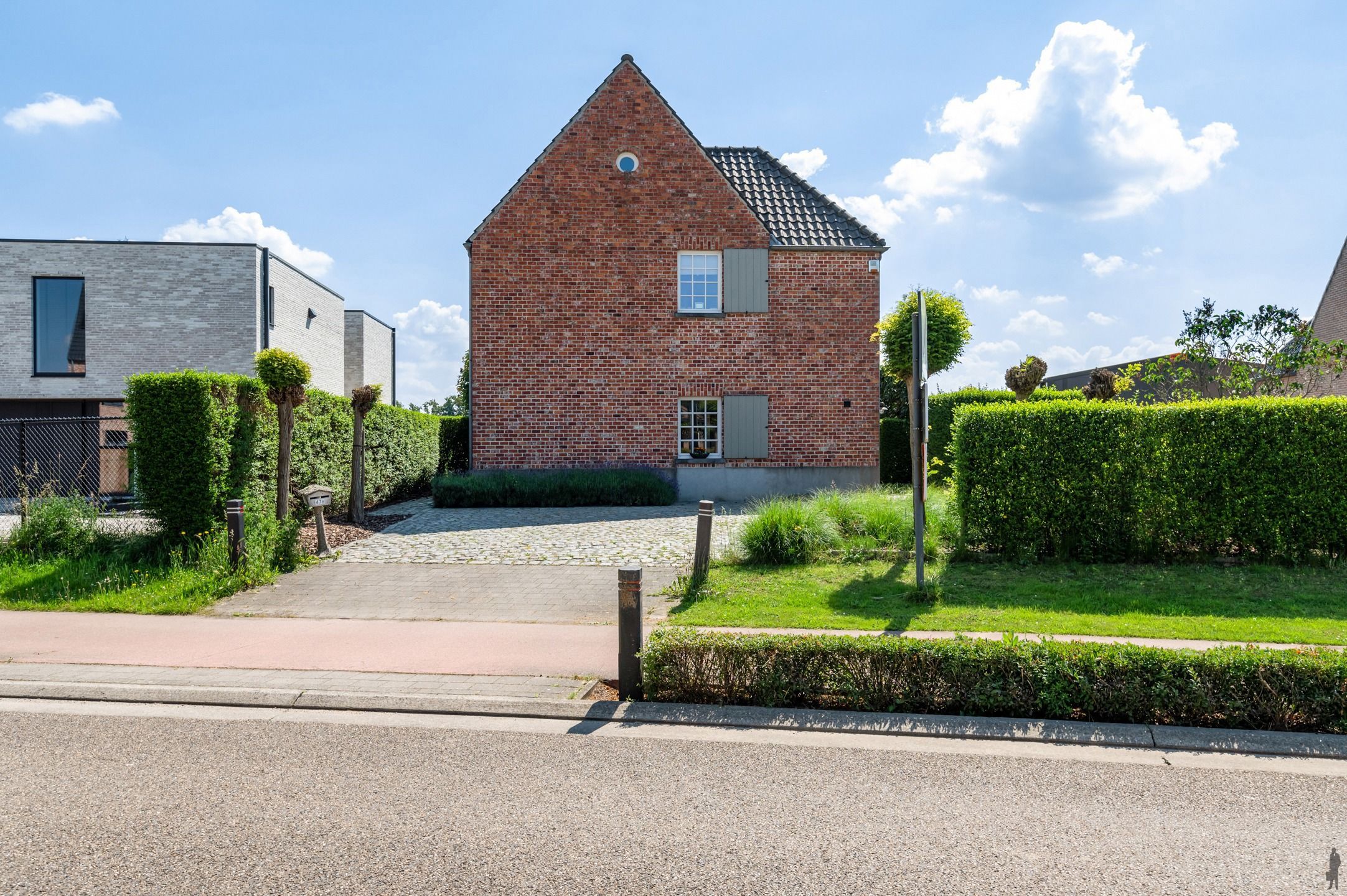 Prachtige villa op rustige locatie met achterliggend weiland. foto 4