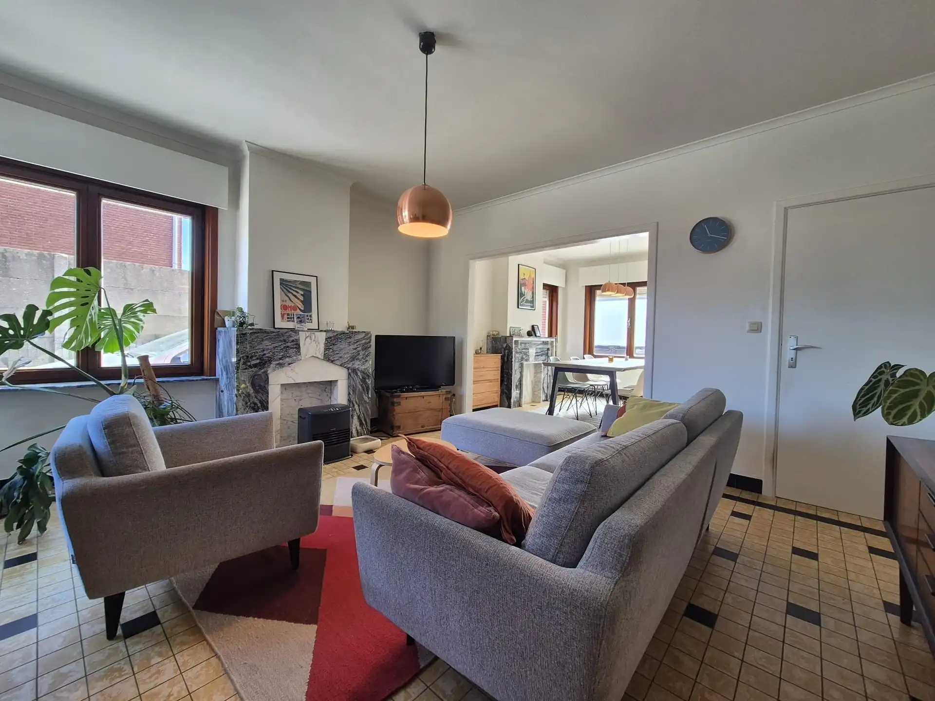 Gunstig gelegen woning met tuin en garage. foto 4