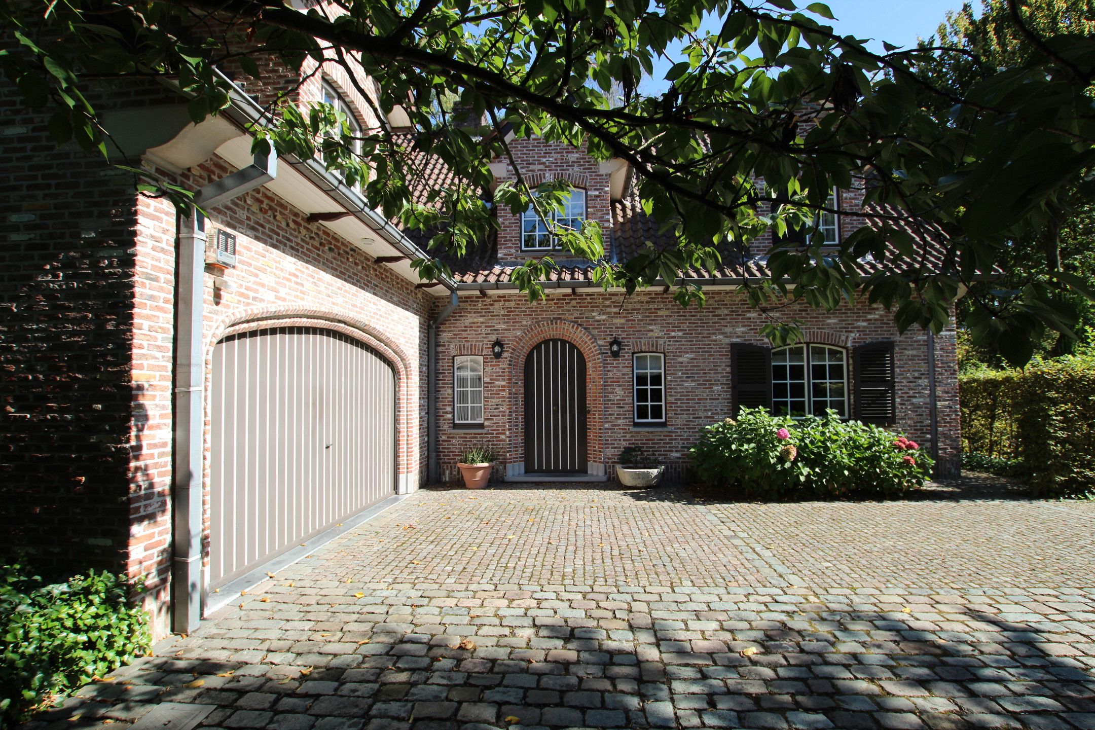 Villa te koop foto 2