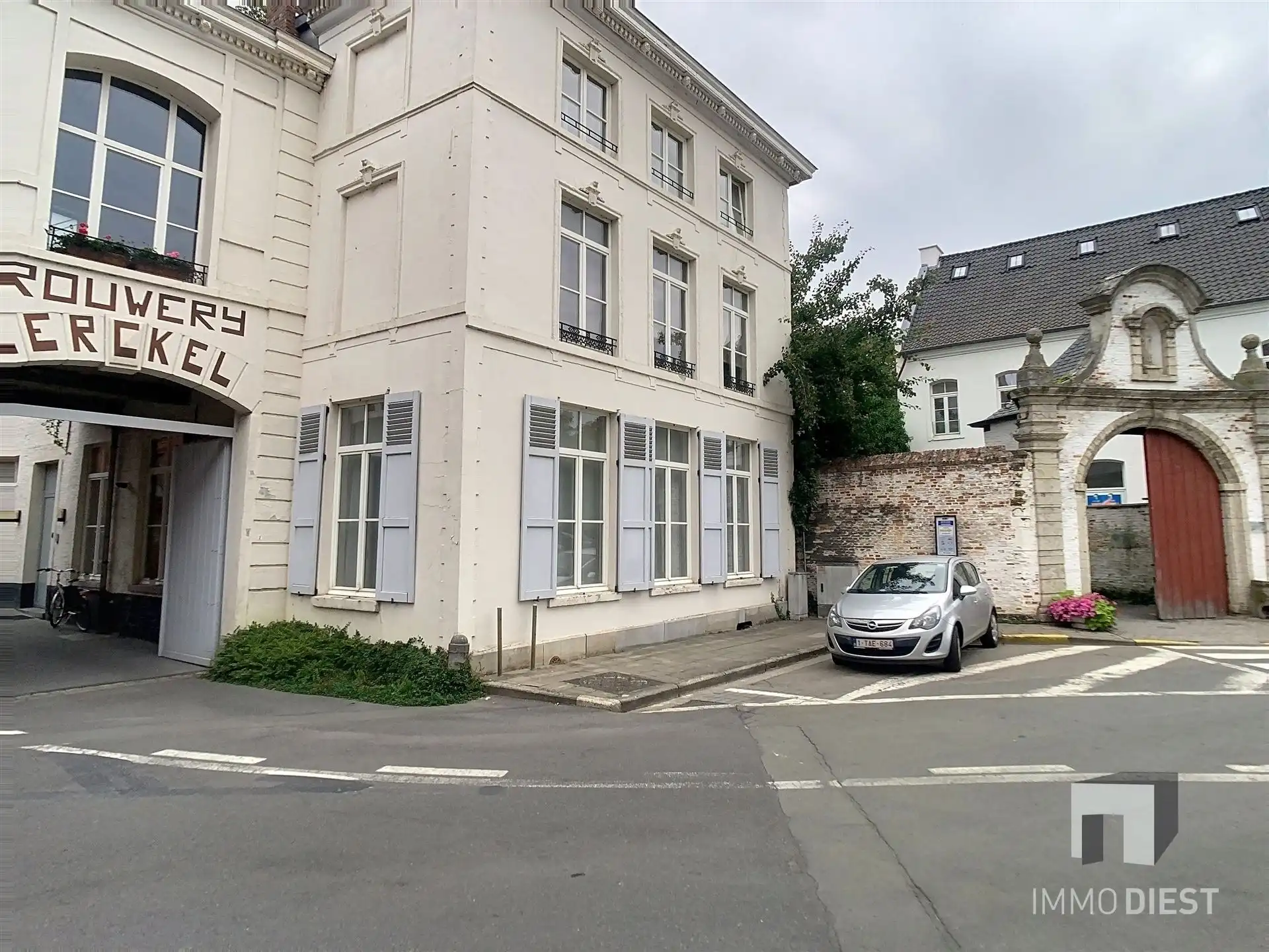 Spatieus appartement op een topligging foto 34