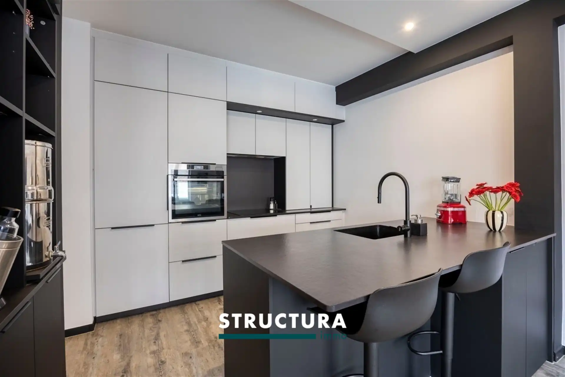 Te koop – Modern, instapklaar appartement met grote zonneterrras te Jette. foto 5