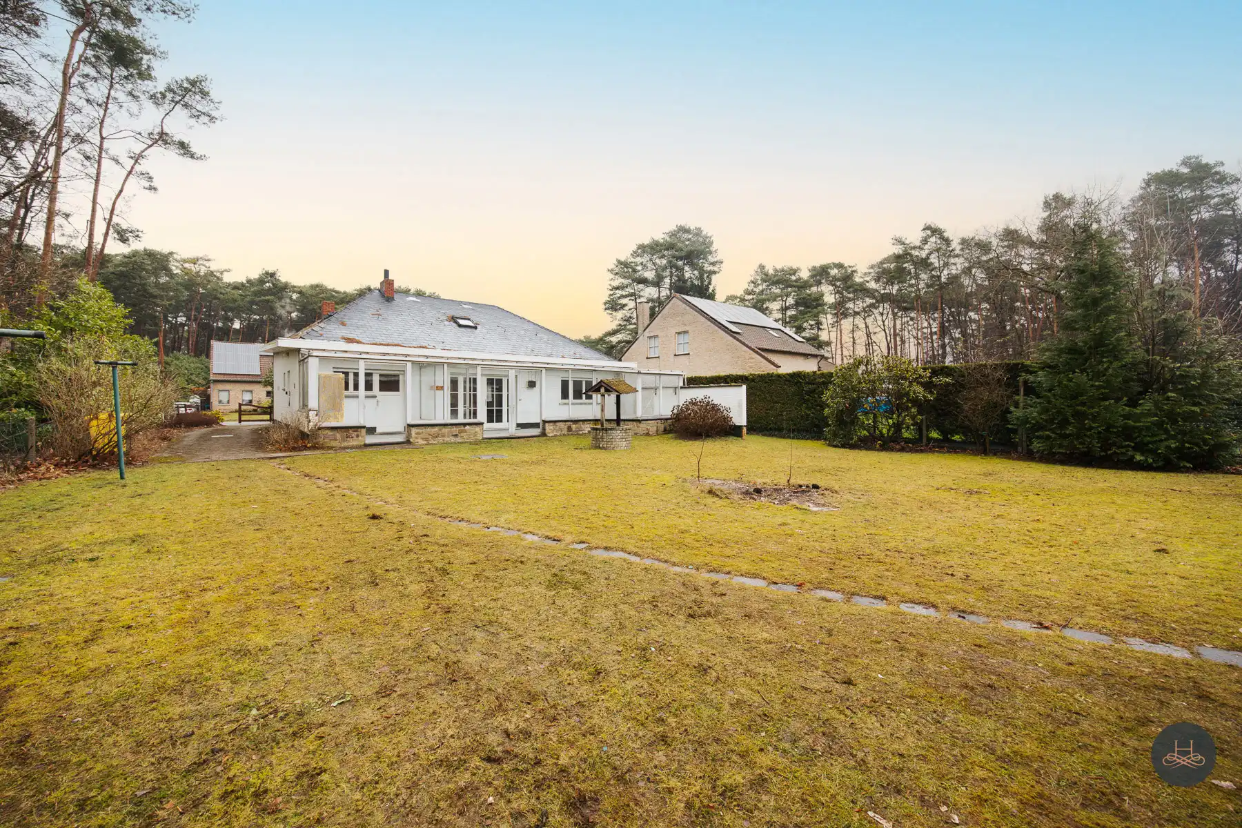 Charmante te renoveren open bebouwing op een royaal perceel foto 18