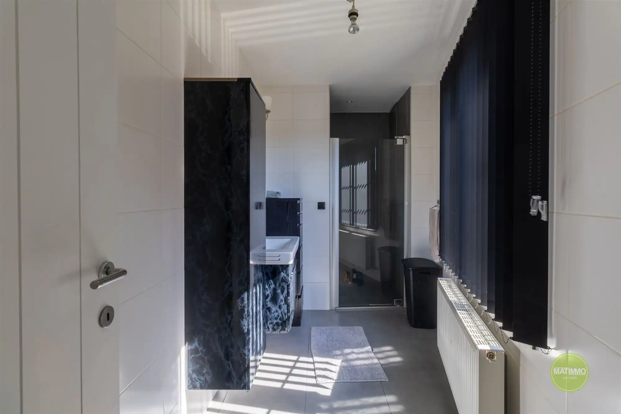 Instapklaar gelijkvloers appartement met autostaanplaats  foto 8