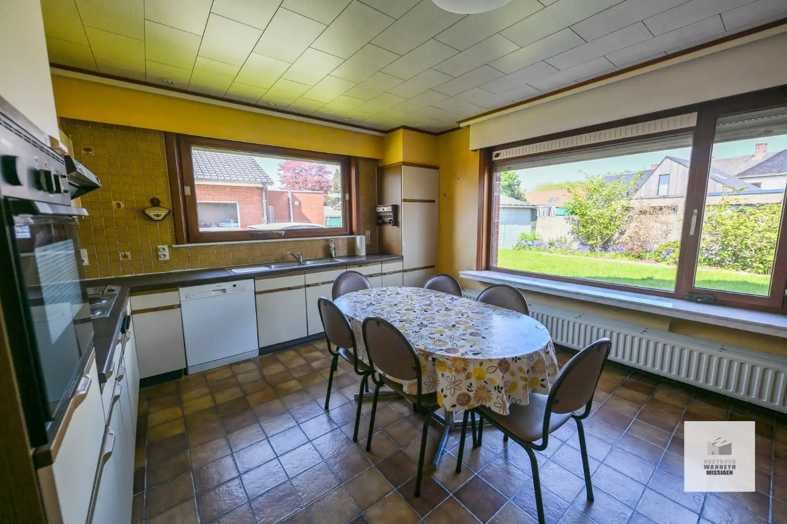Zeer ruime woning op topligging foto 5
