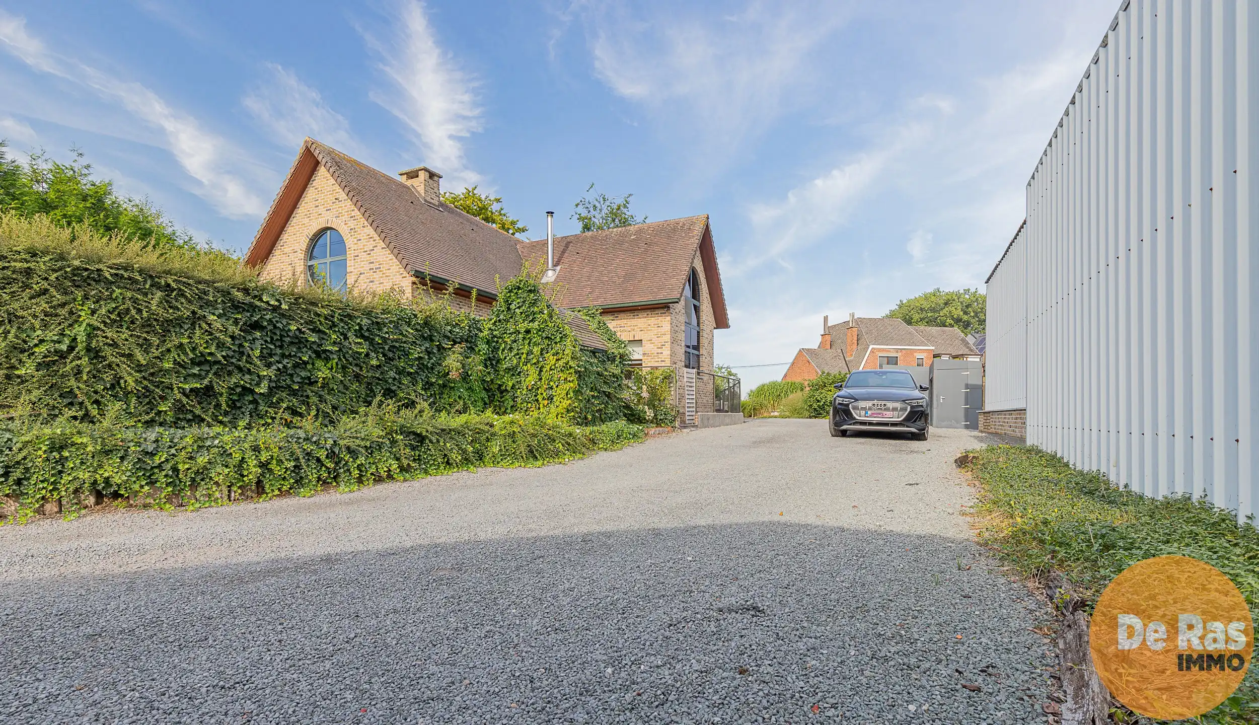 HERZELE – Multifunctionele loods met villa foto 18