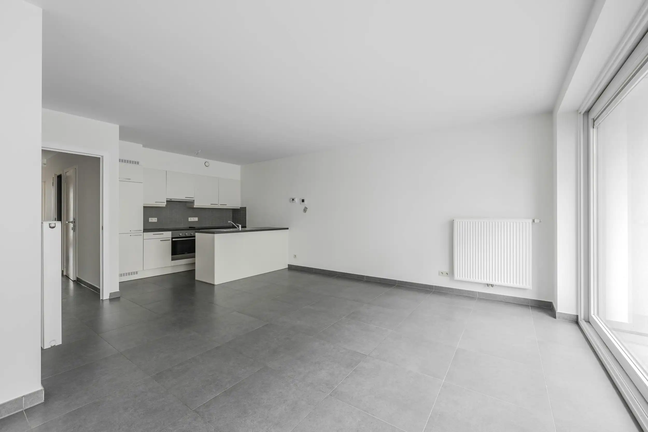 Recent 2-slaapkamerappartement met terras te Oostende  foto 3