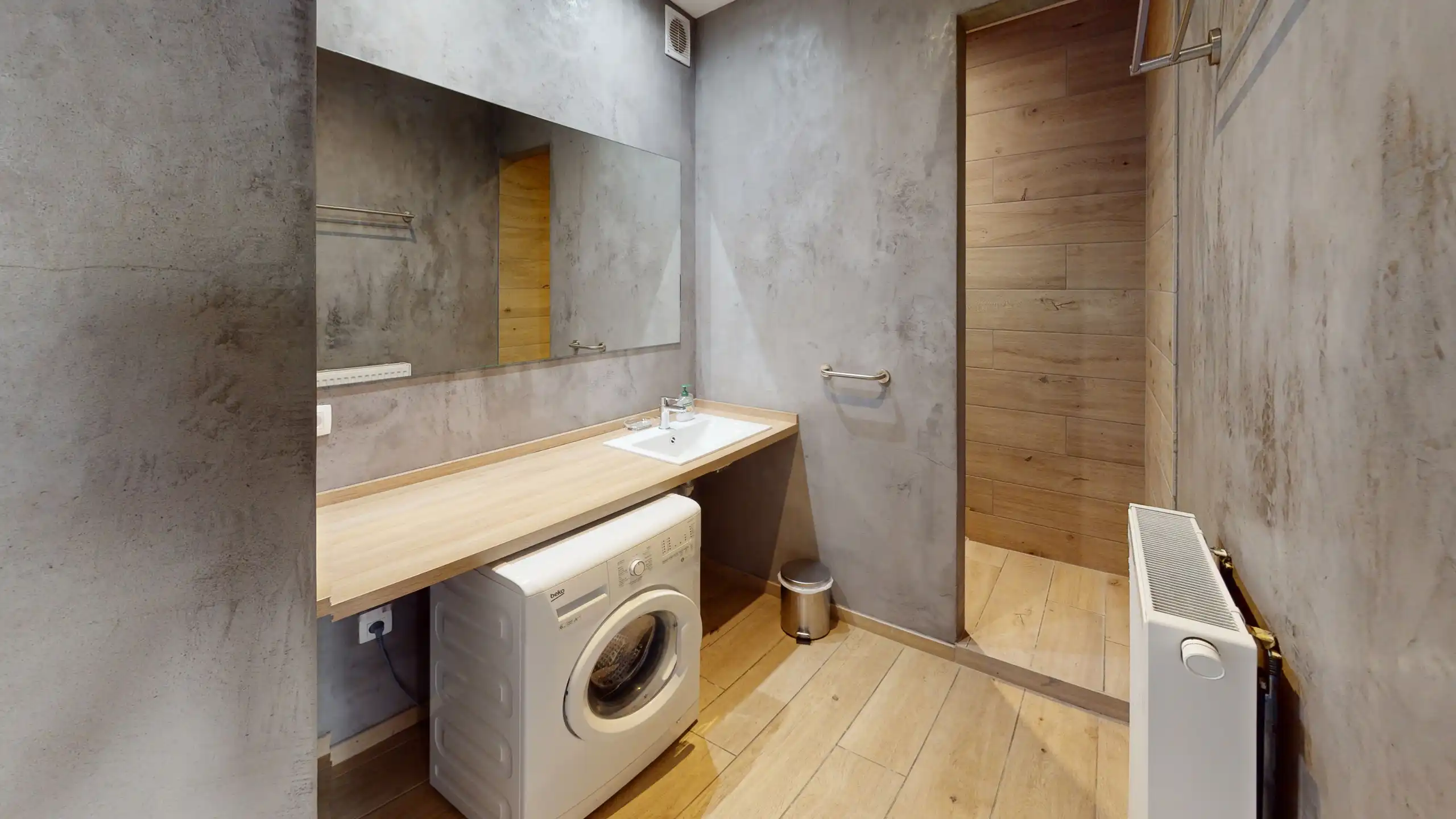 ANTWERPEN - Stijlvol gemeubeld appartement nabij het Centraal Station foto 6