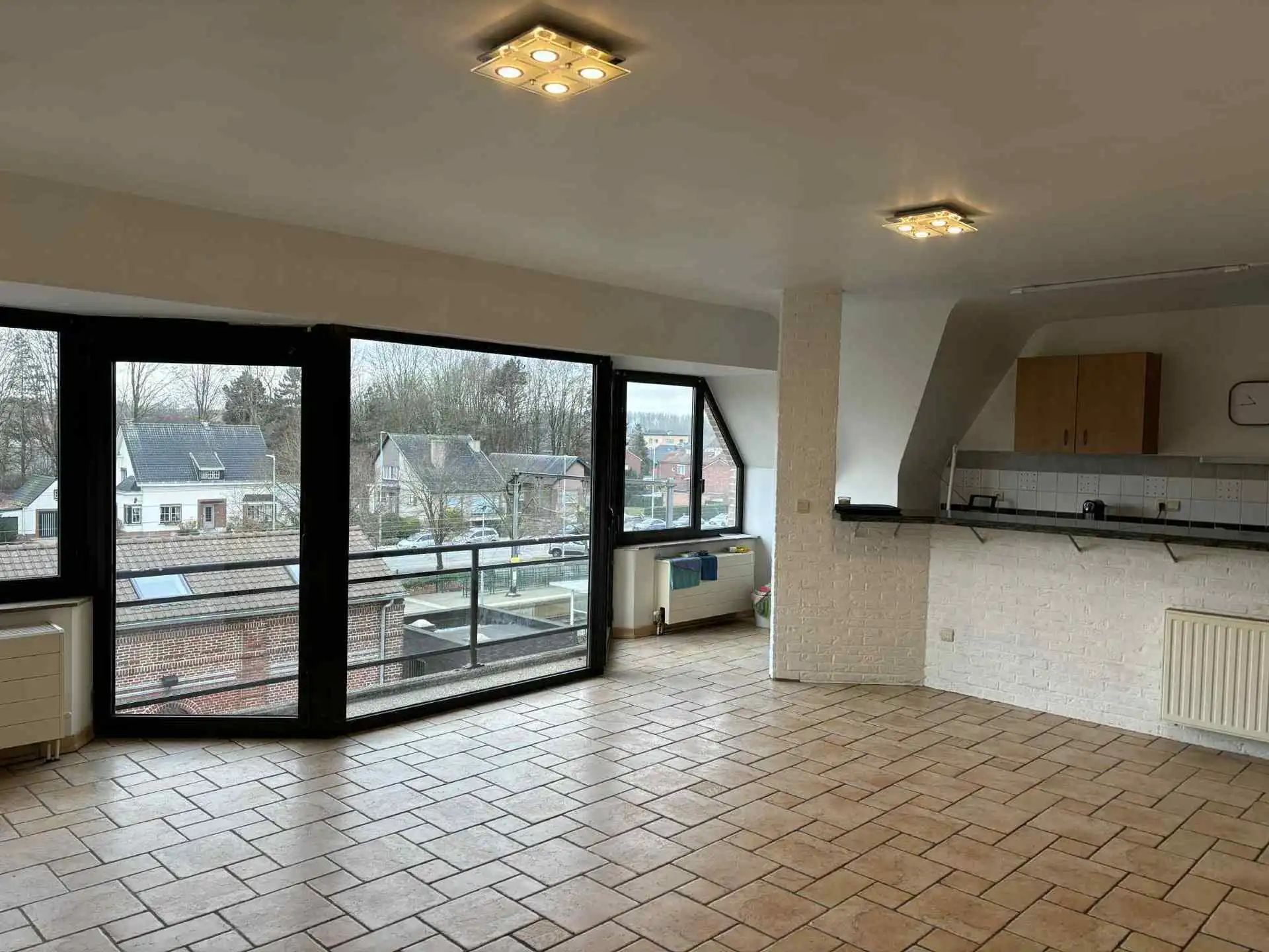 HERZELE - Ruim appartement vlakbij station foto 4