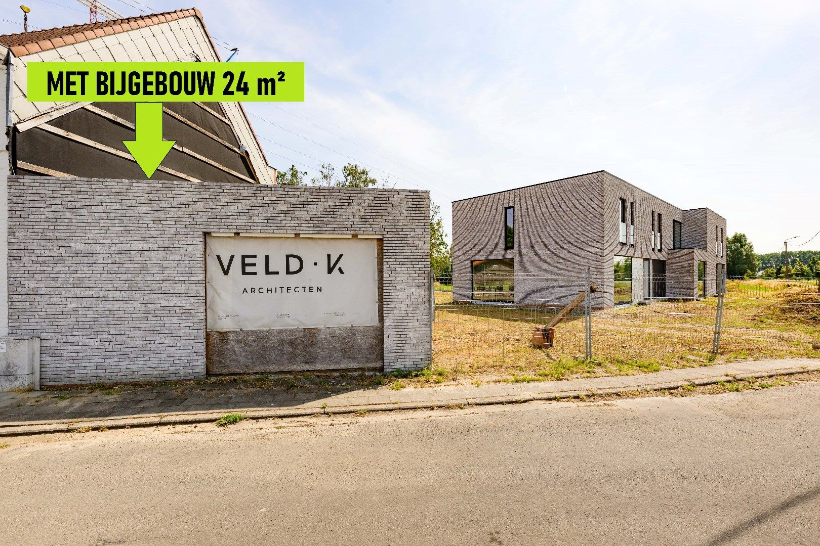 PRACHTIGE MODERNE WONING MET TUIN | GARAGE EN BIJGEBOUW (24 m²) foto 2