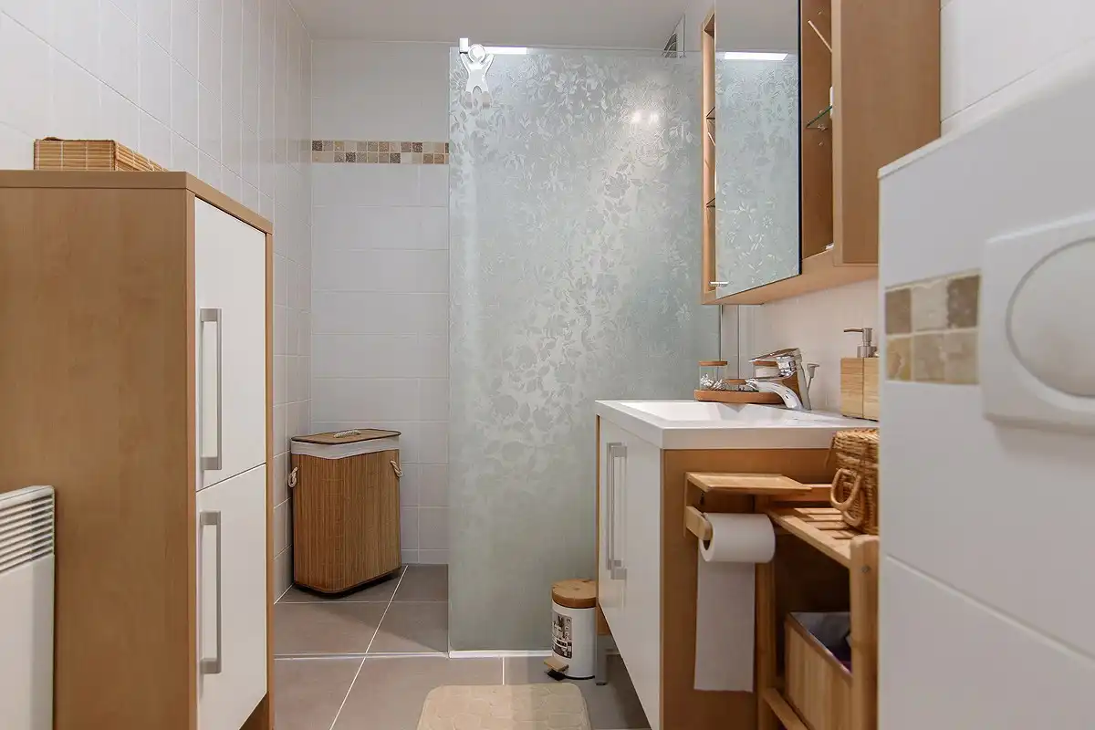 Verzorgd appartement met 2 slaapkamers,  groot terras en lift foto 28