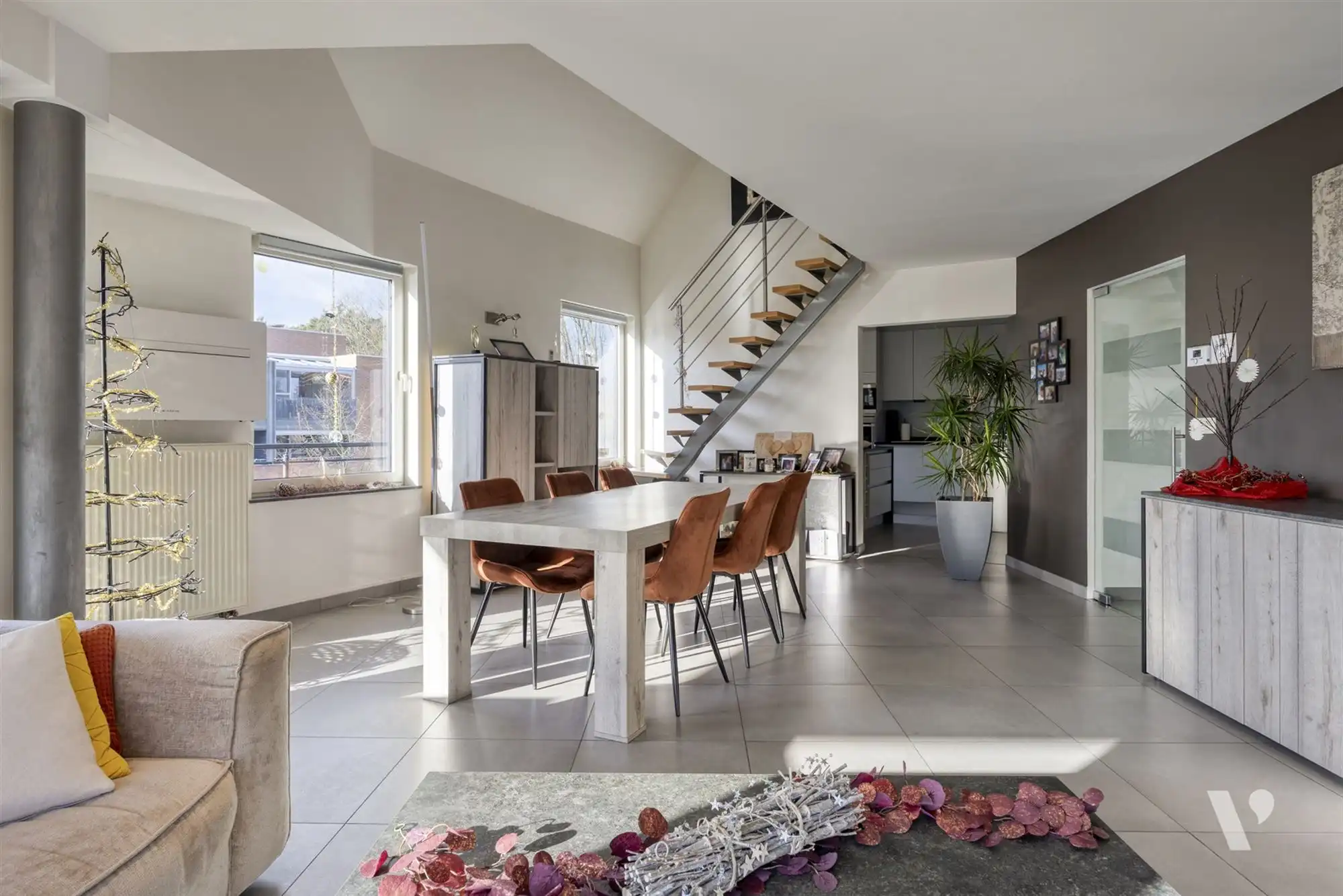 Instapklare penthouse-duplex met garage en berging foto 6