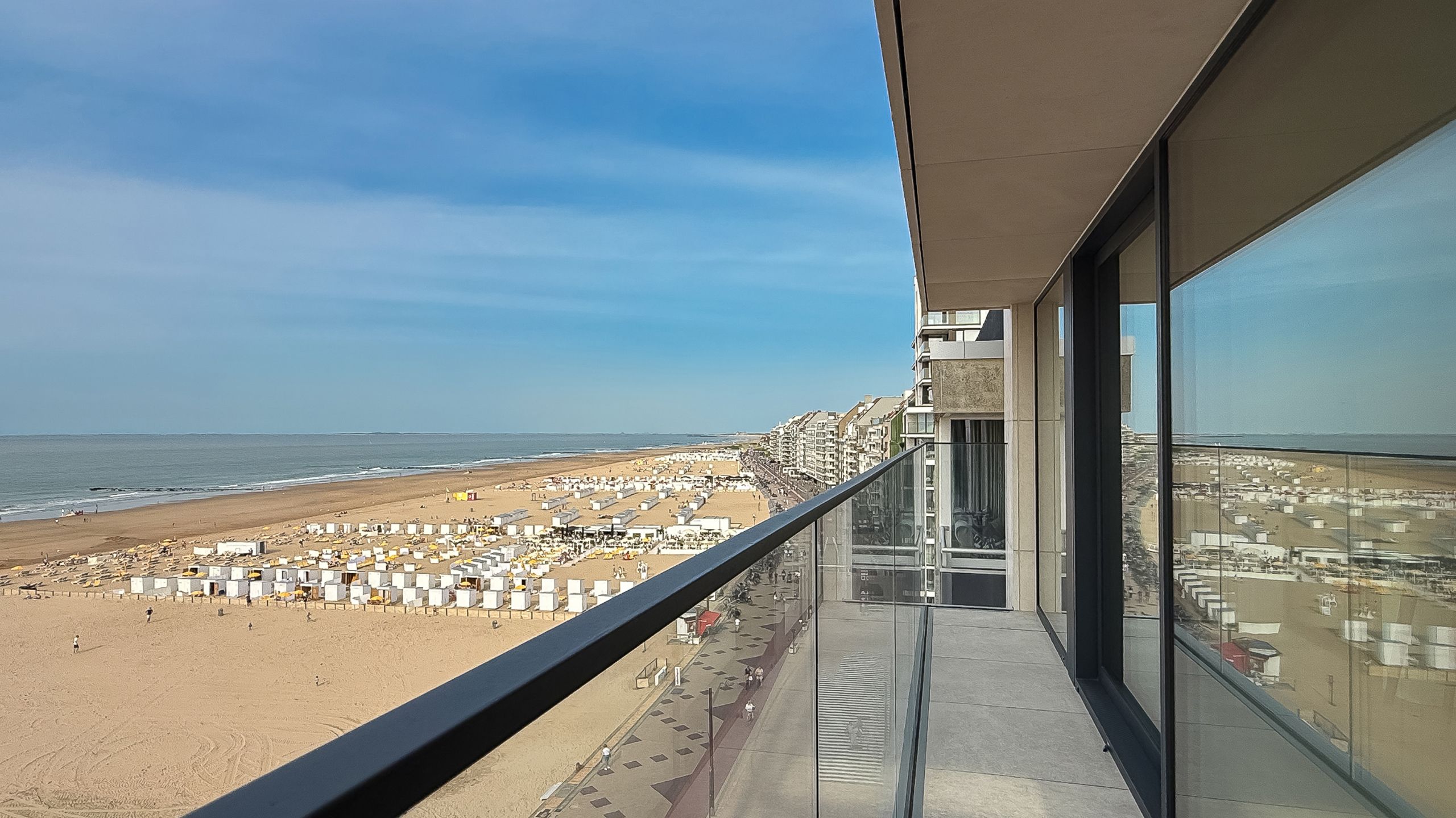 Stijlvol gerenoveerd appartement met zeezicht- ZEEDIJK ZOUTE foto 19