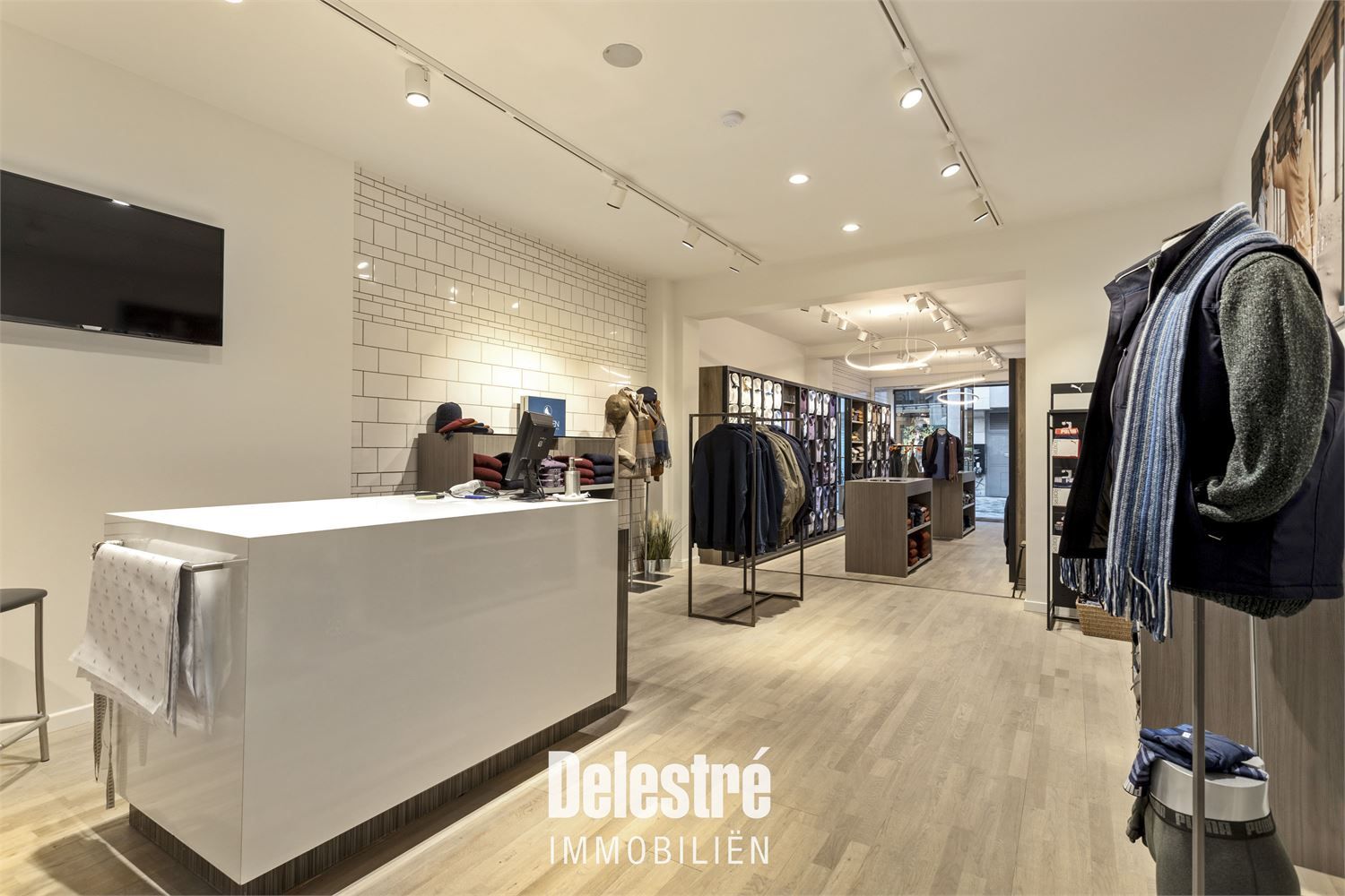 MODERN INSTAPKLAAR HANDELSGELIJKVLOERS NABIJ GROTE MARKT foto 7