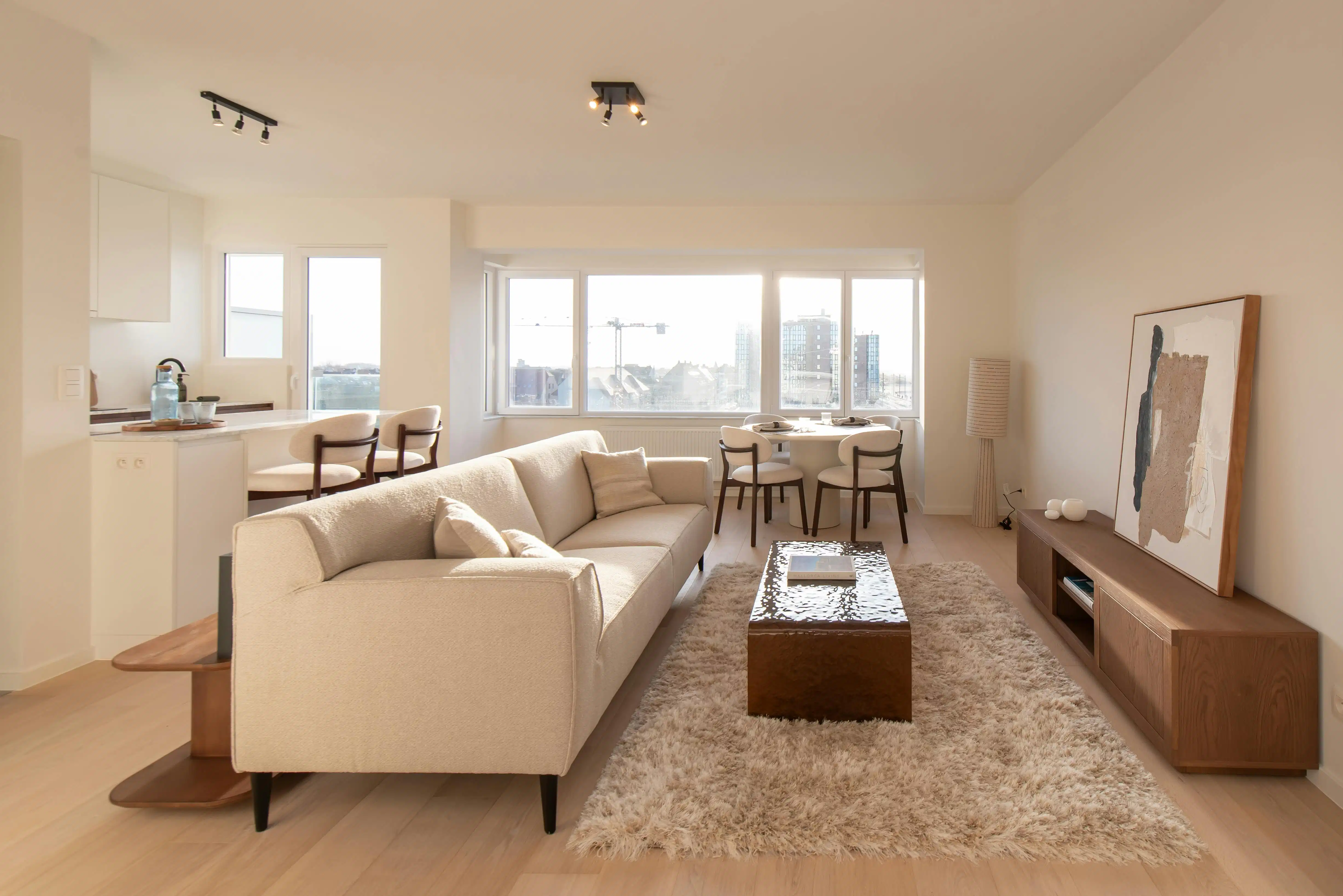 Prachtig gerenoveerd appartement met zijdelings zeezicht  foto 3