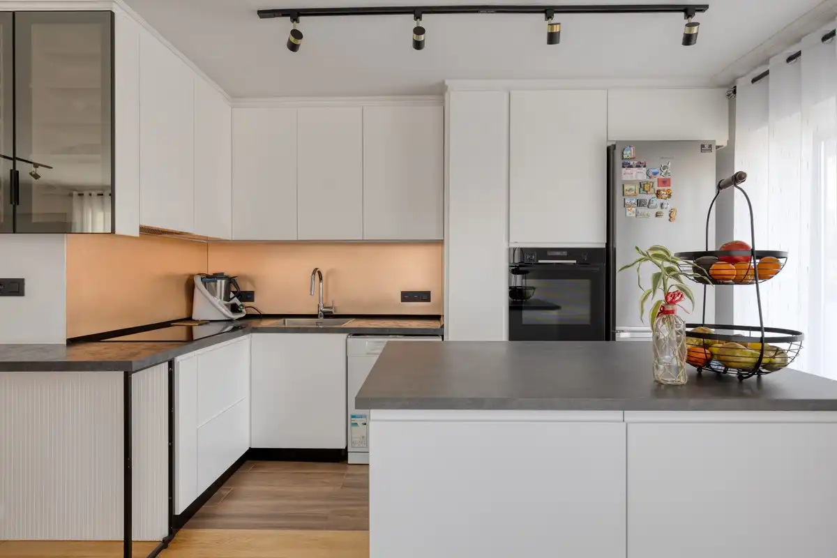 Uitzonderlijk appartement van 190 m², volledig gerenoveerd, in het centrum van Strombeek foto 6