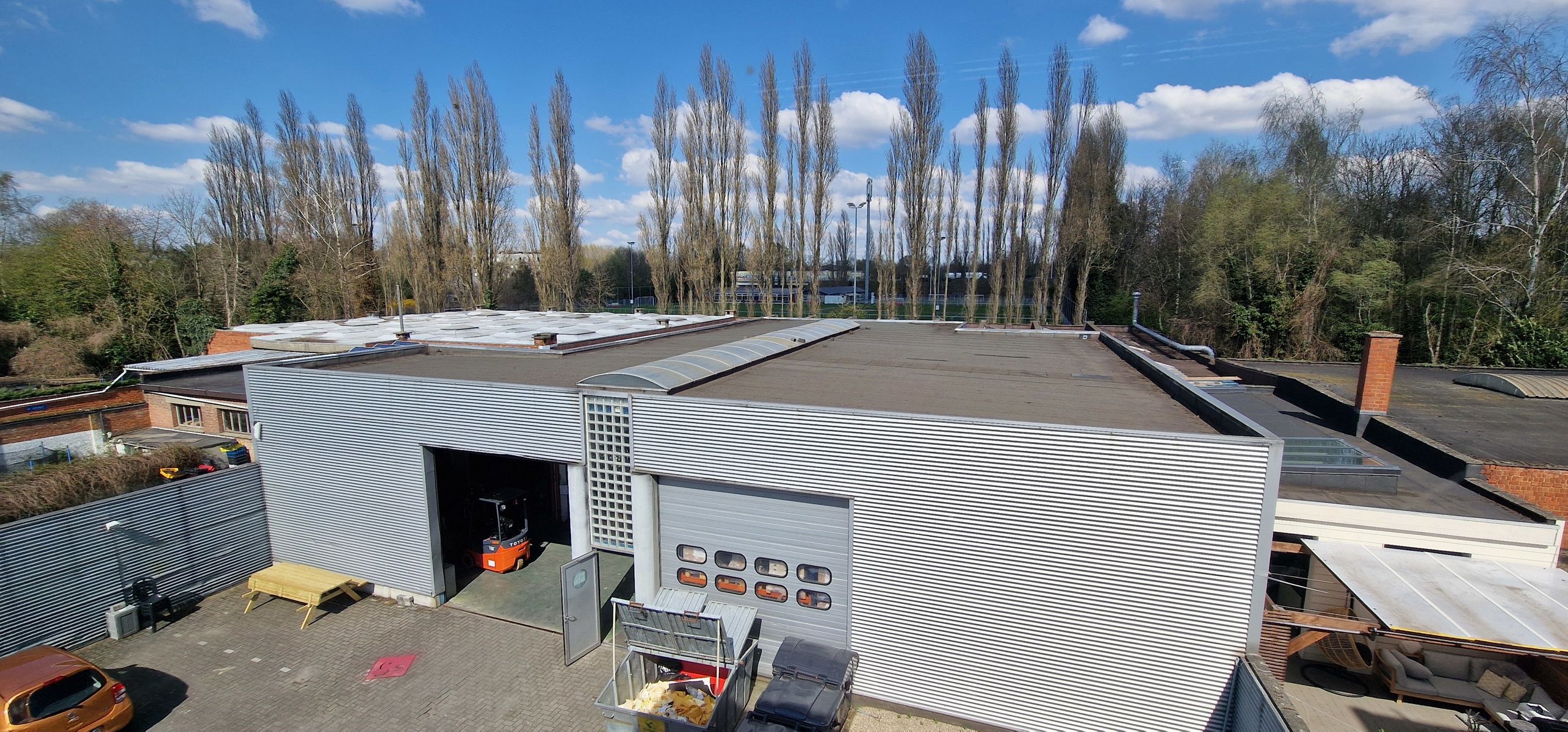 Grote magazijnruimte/atelier met kantoor te koop in Deurne  foto 127
