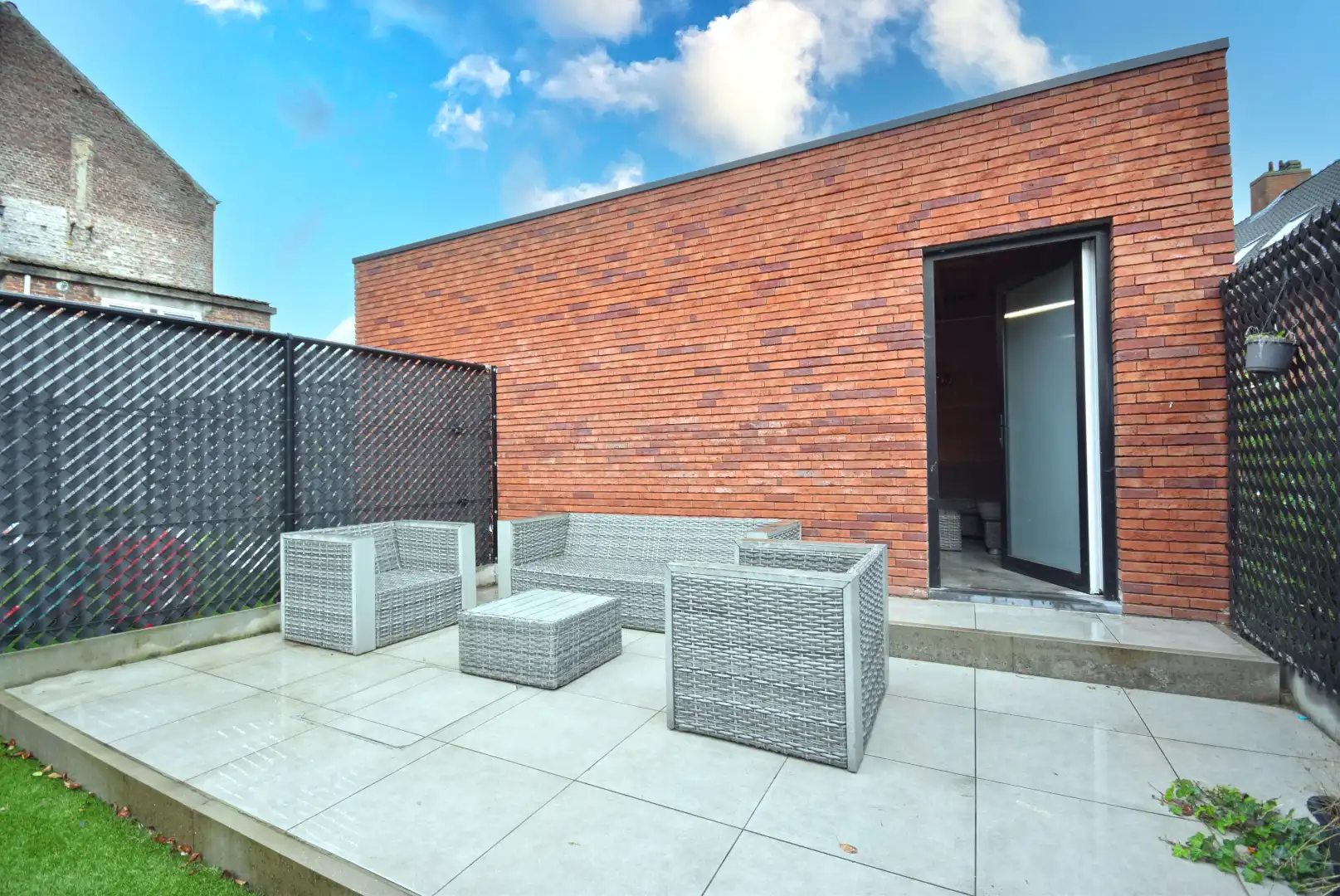 WONING MET 2 SLAAPKAMERS EN AANGRENZENDE GARAGE foto 17