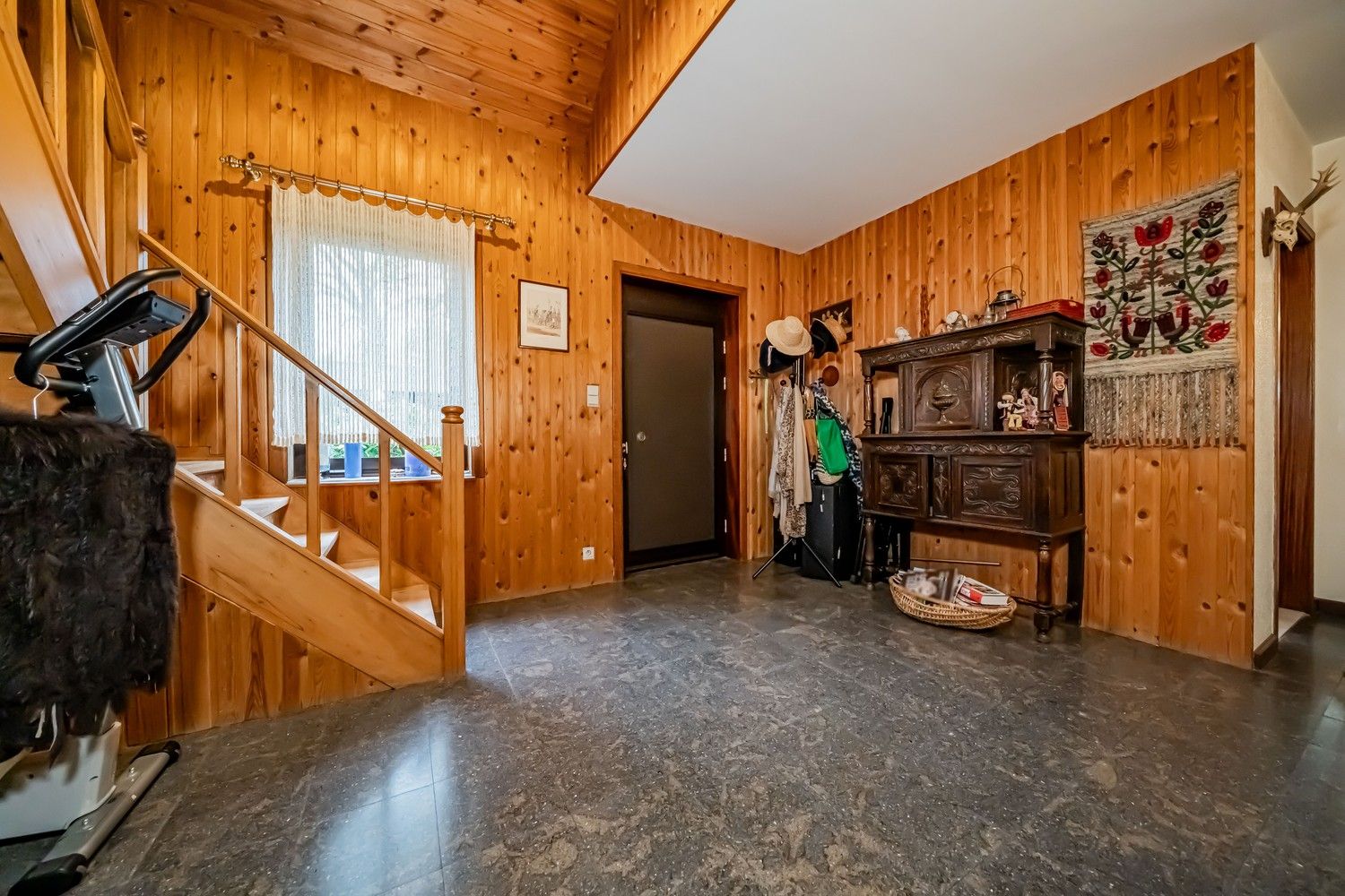 Ruime woning op groot perceel in residentiële buurt te Bret (Genk)! foto 7