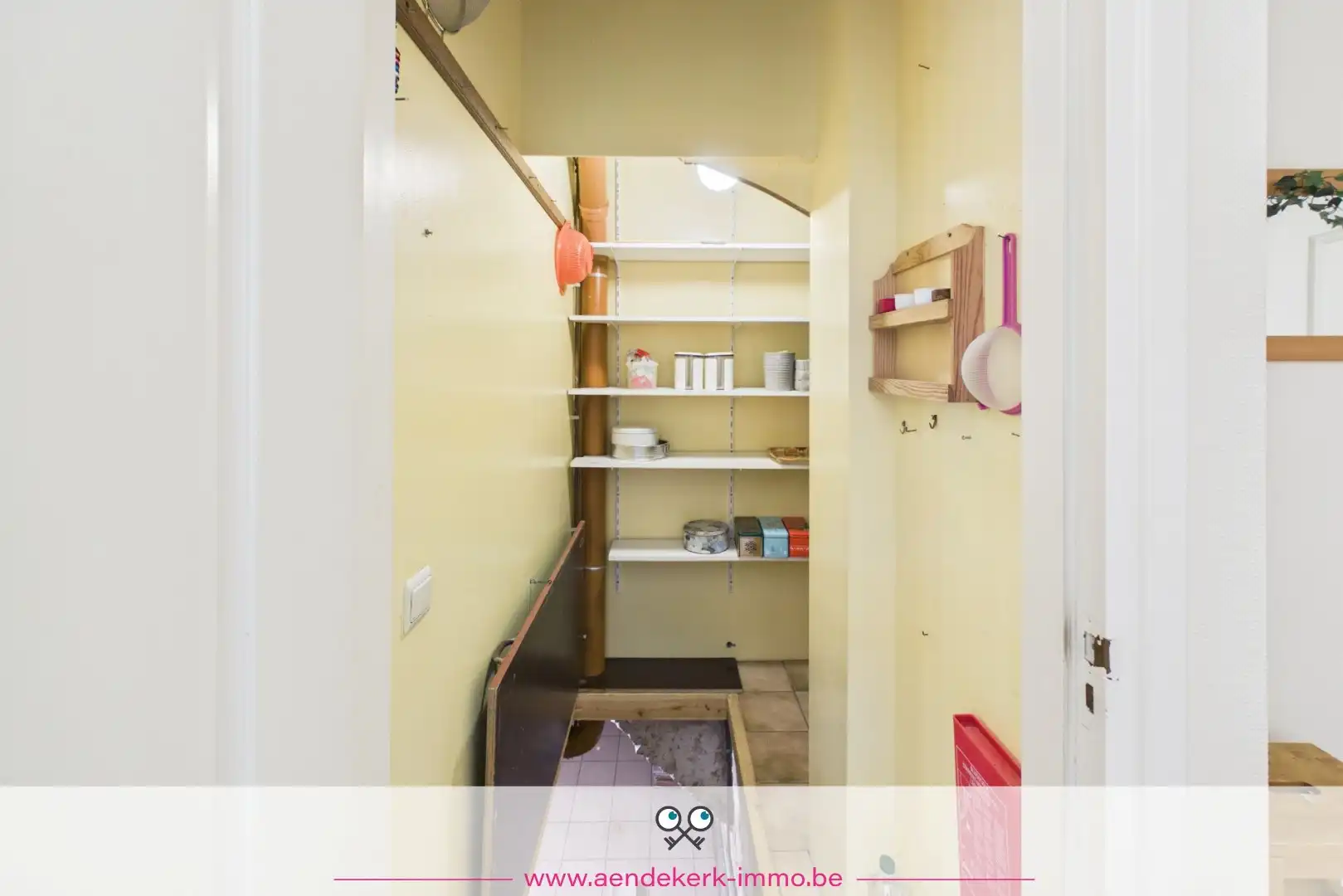 Charmante woning met vier slaapkamers foto 15