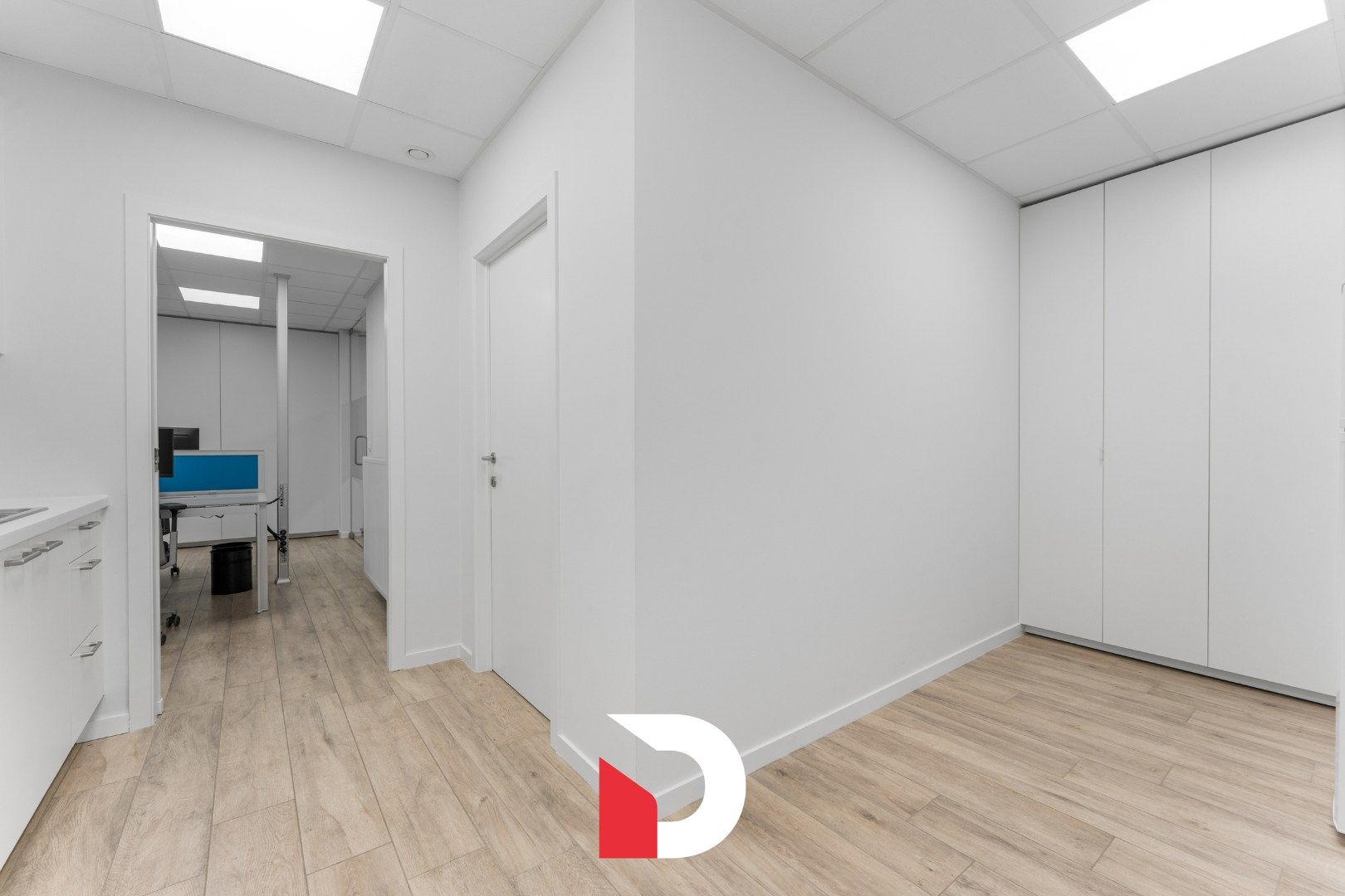 Instapklare en duurzame kantoorruimte van 310 m² te Kristus-Koning foto 13