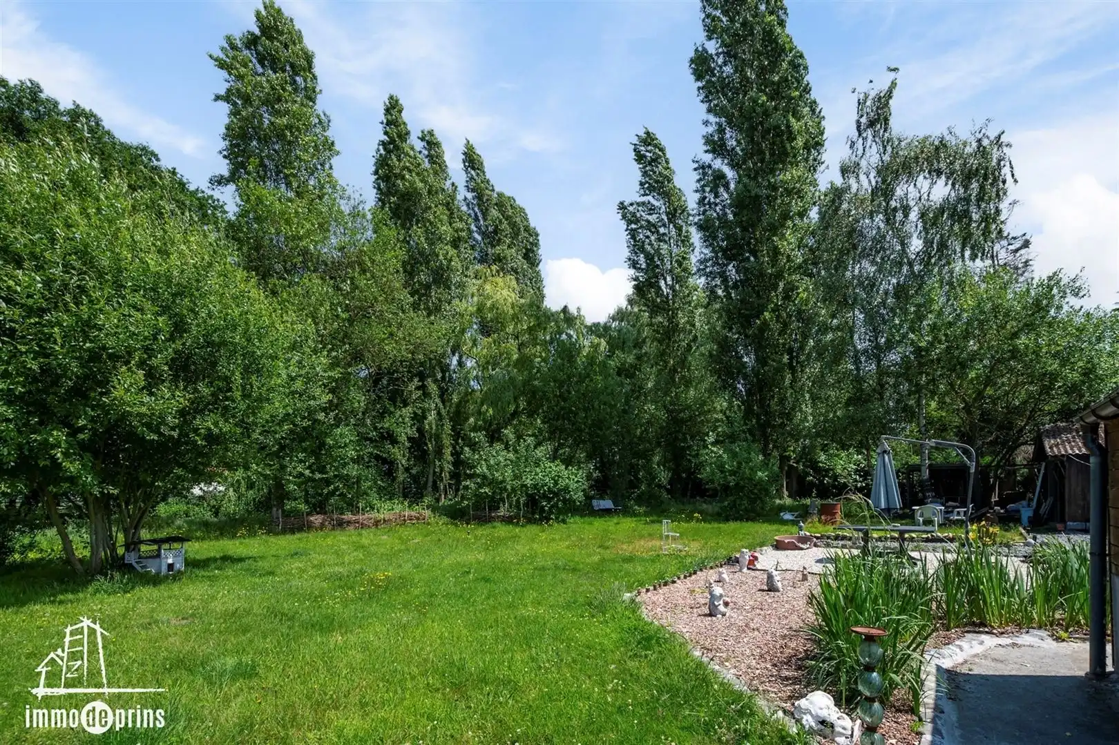 Te renoveren woning op 1.865 m² – projectgrond mogelijk (mits vergunning)
Landelijk gelegen in Nieuwkerken-Waas foto 8