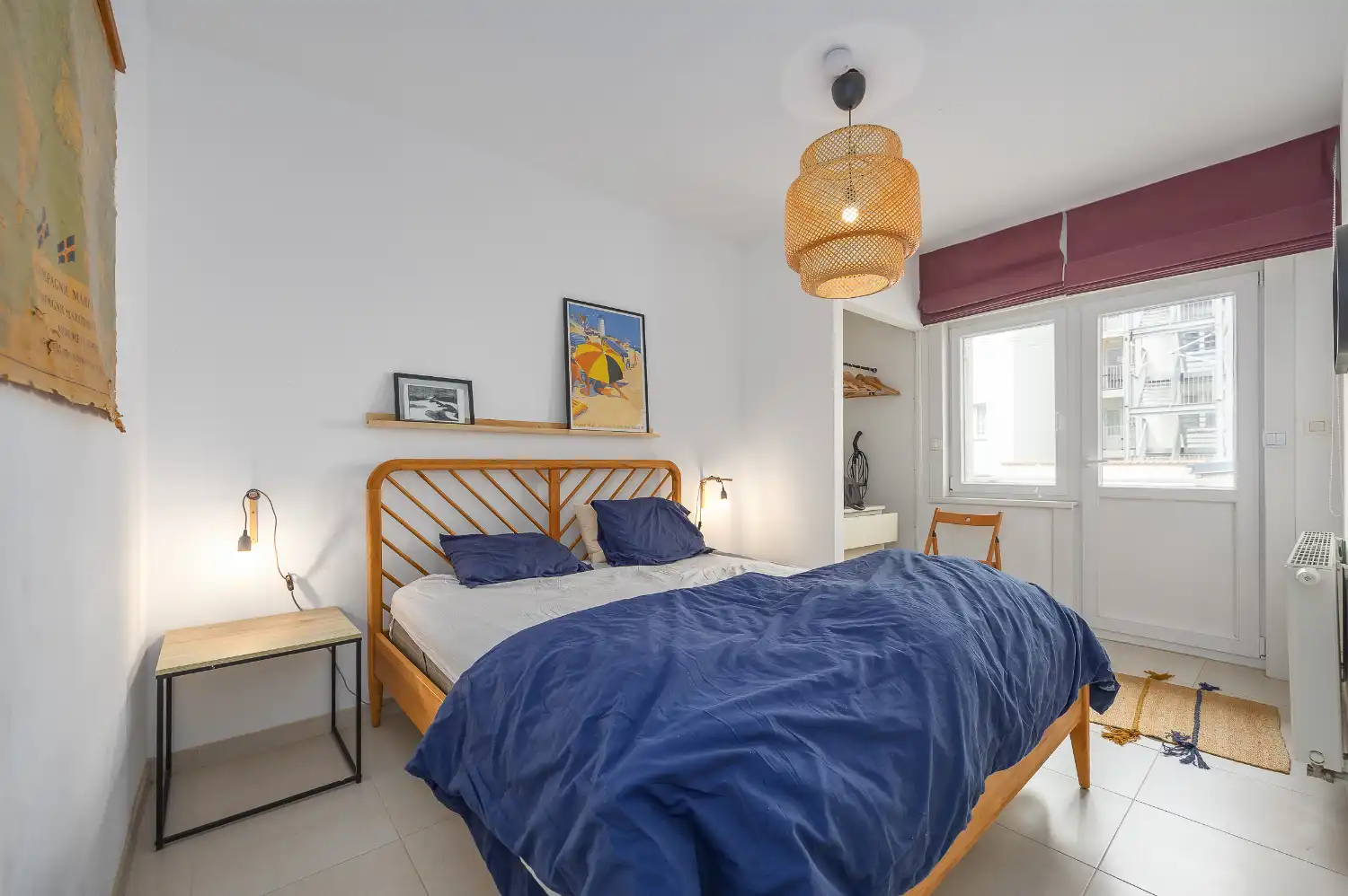Lichtrijk 2-slaapkamer appartement op steenworp van het strand foto 12
