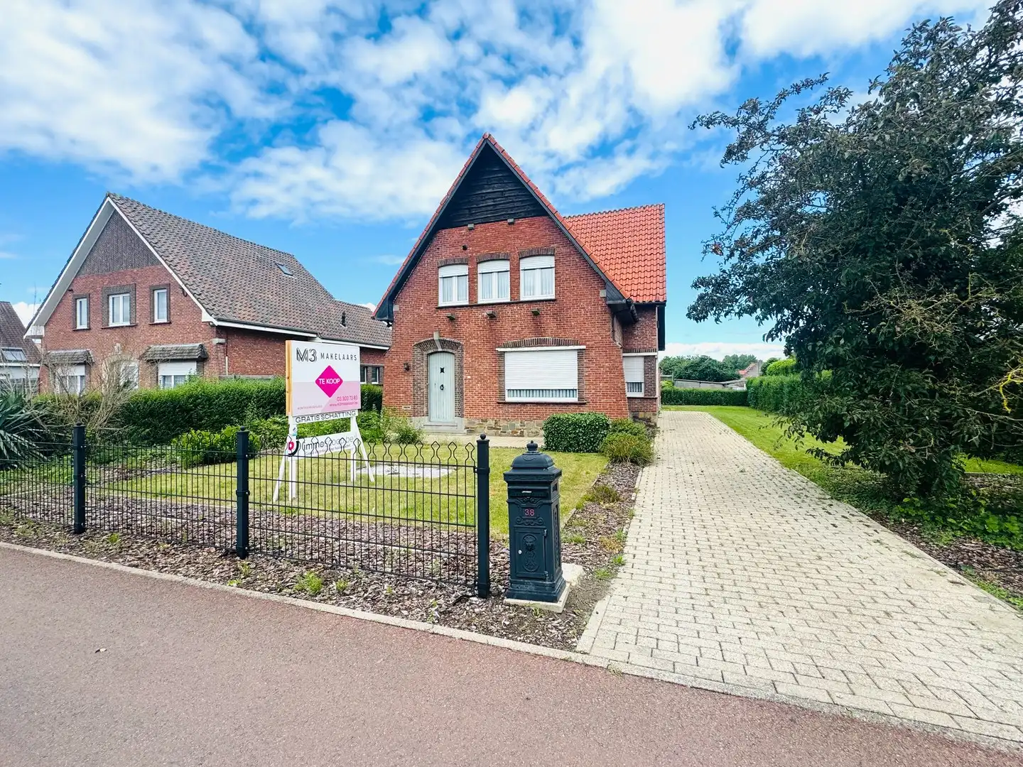 Hoofdfoto van de publicatie: Charmante en authentieke woning met ruime tuin