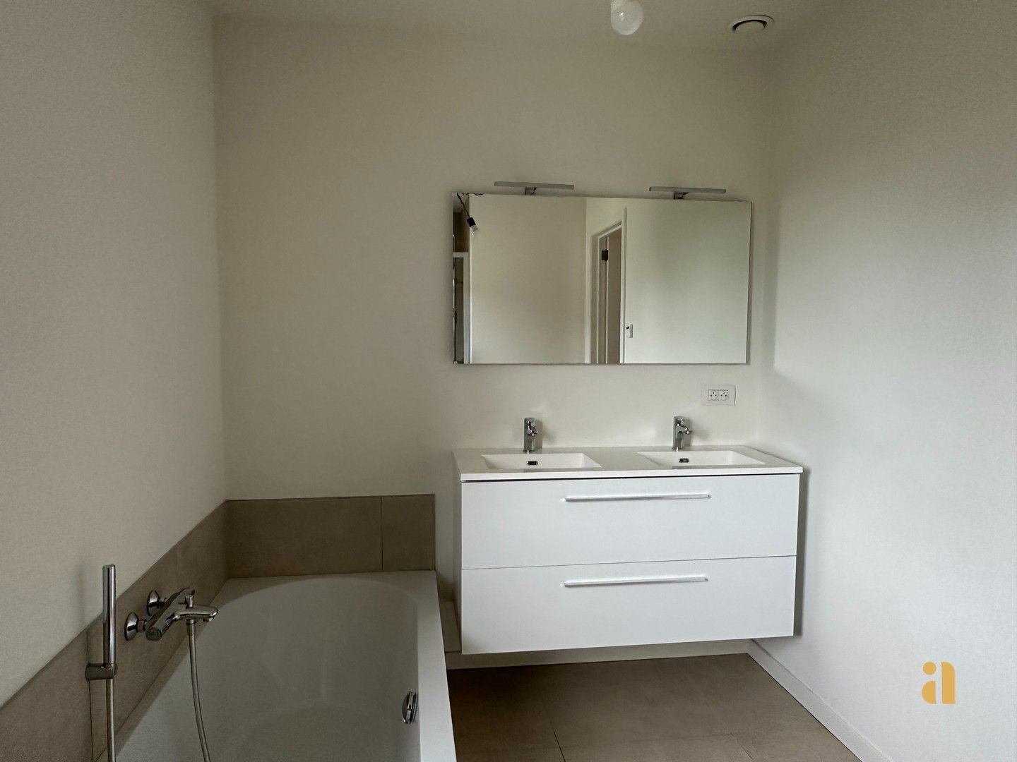 Moderne nieuwbouw waar licht en ruimte samenkomen foto 16