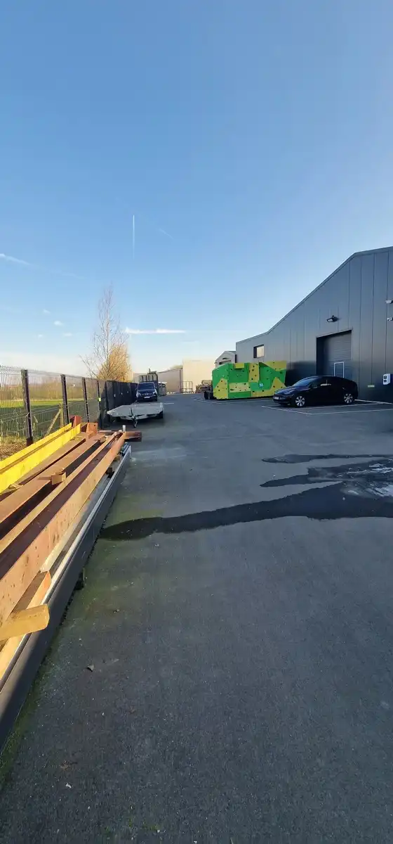 Nieuwbouw KMO unit met kantoor en sociale ruimte foto 71