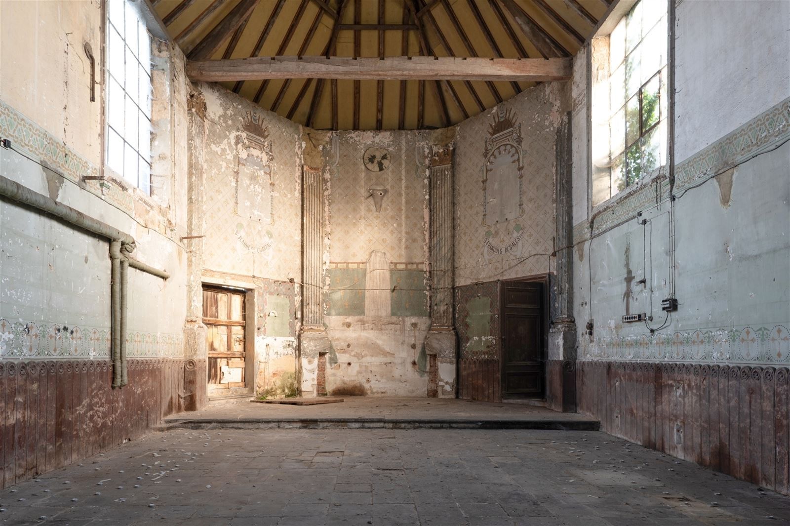 Unieke architecturale parel met kapel! foto 12