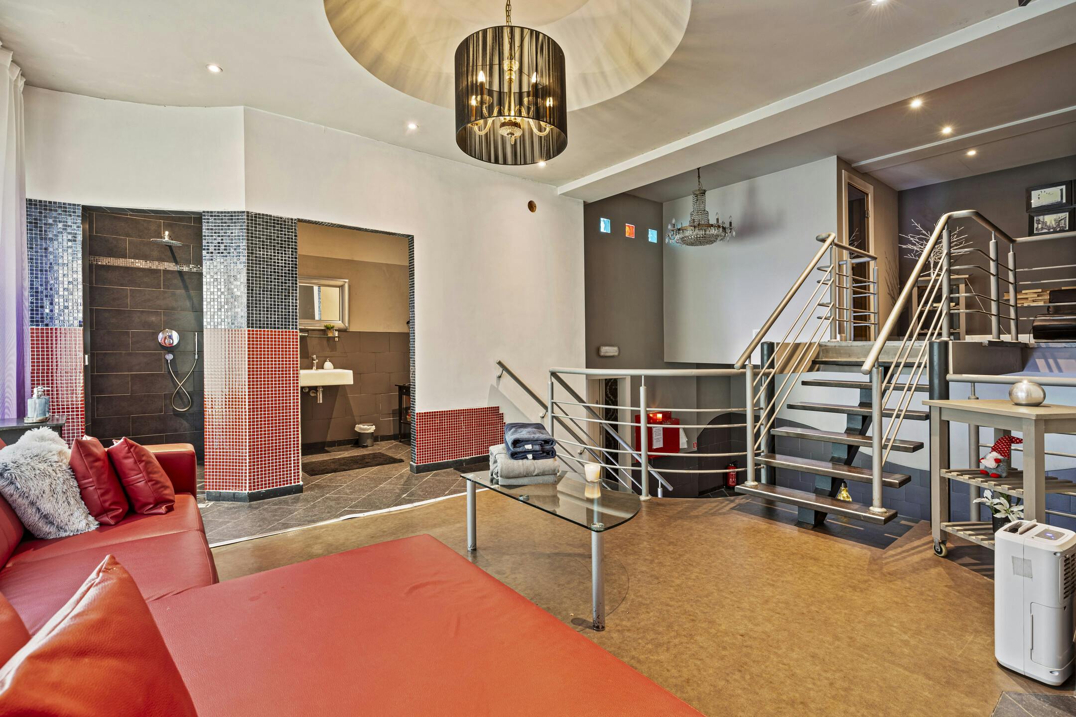 Over te nemen wellnesscentrum met 3 slaapkamer appartement foto 6