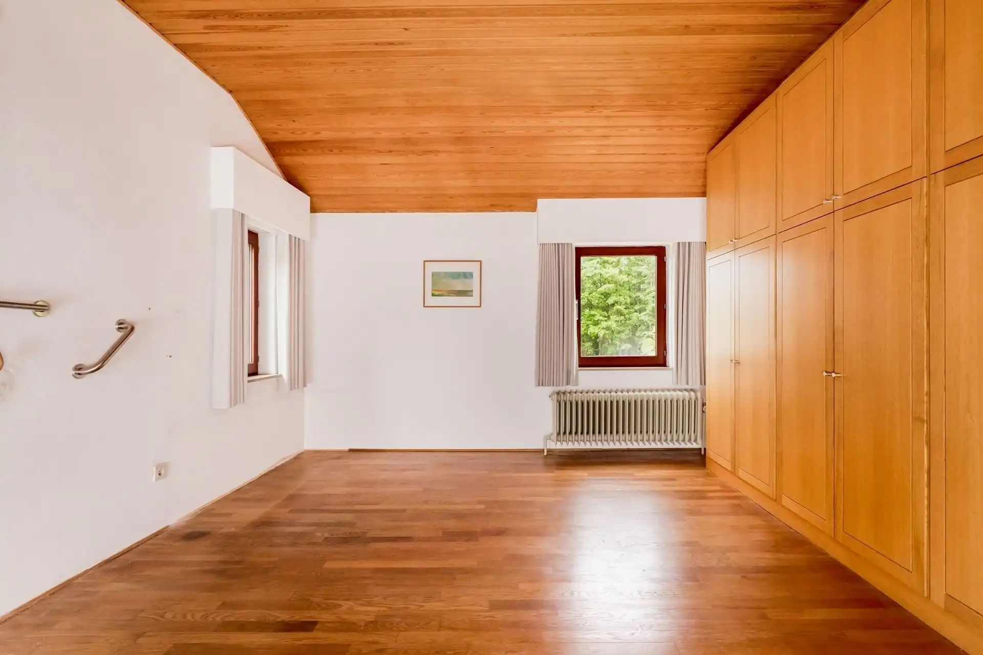Villa met privébos op een perceel van 4.350 m²  foto 21