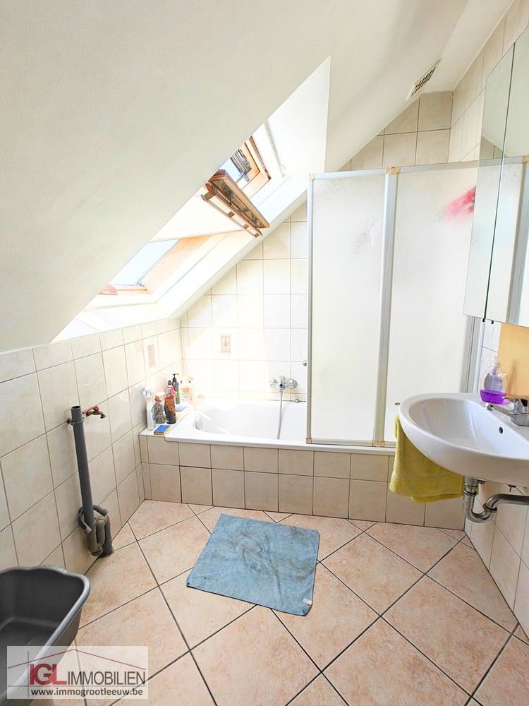 Lichtrijk éénslaapkamer appartement te huur foto 8