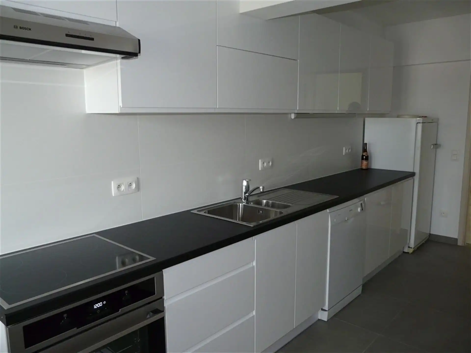 Centraal gelegen appartement met 2 slpks! foto 4