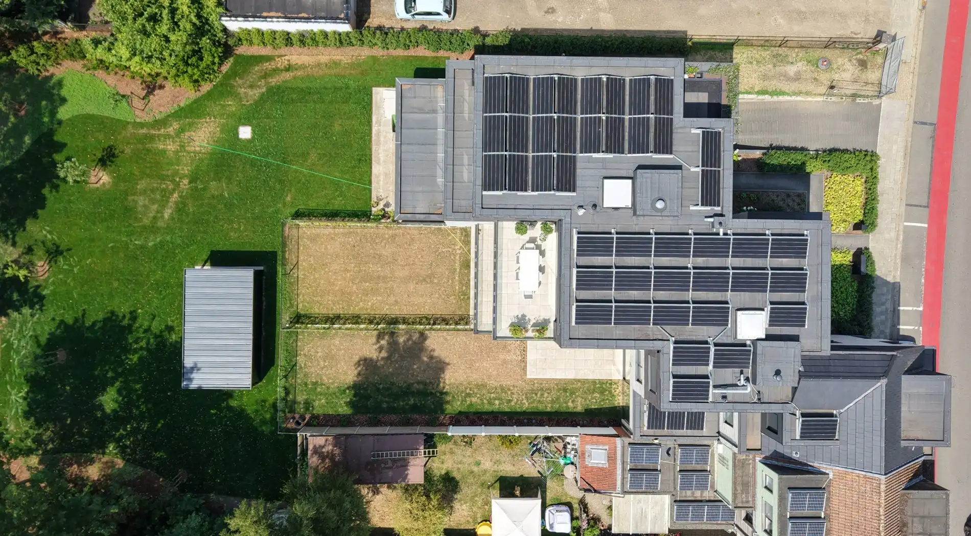 Luxueus én energieneutraal nieuwbouw villa-appartement  van 168 m² met 3 slaapkamers + 2 ondergrondse staanplaatsen + ruime kelder in kleine residentie te Schil foto 19