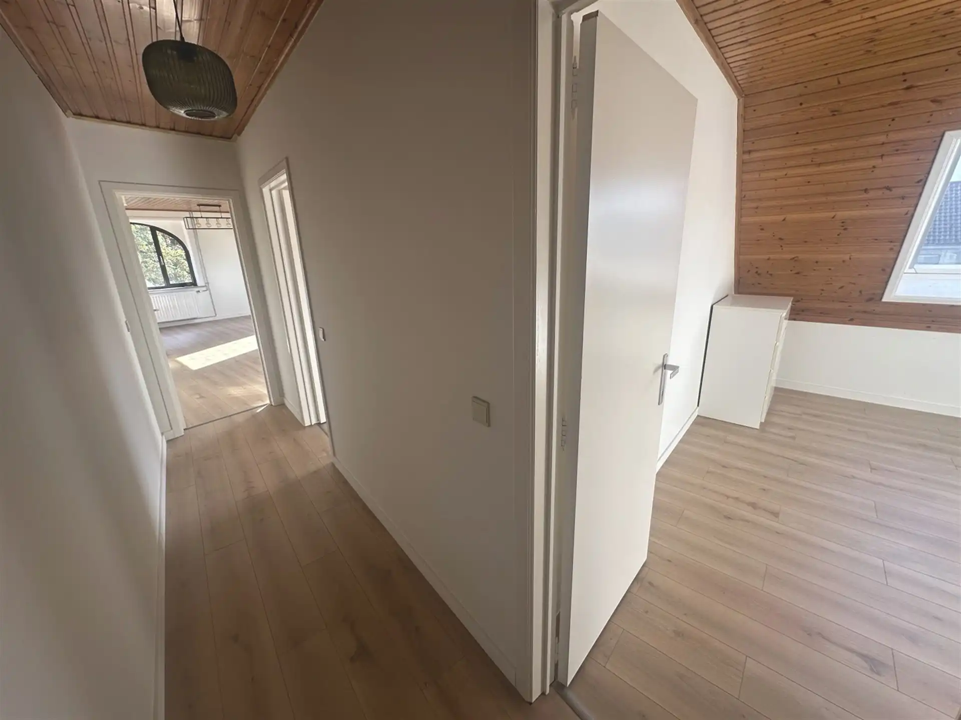 Gunstig gelegen appartement met 2 slaapkamers in Aalst foto 5