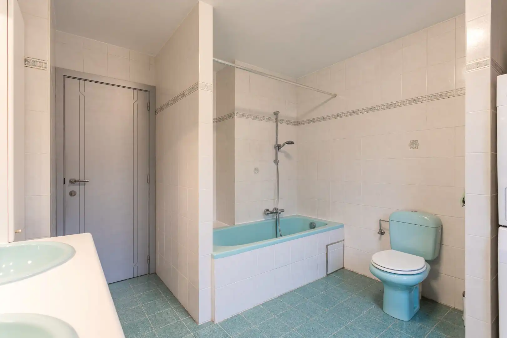 Instapklare woning 3 slpks, garage en ruime tuin (8,8are) foto 17